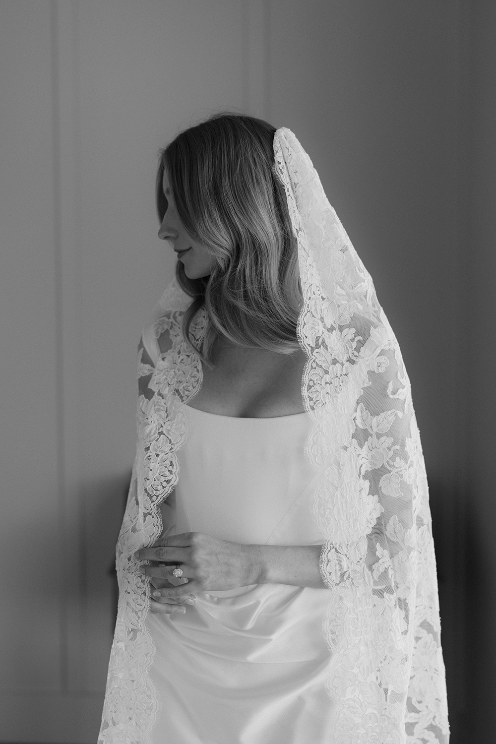 Jessica-Belle's veil, a couture creation by London's Phillipa Lepley, featured all-over applique. Photo / Danelle Bohane