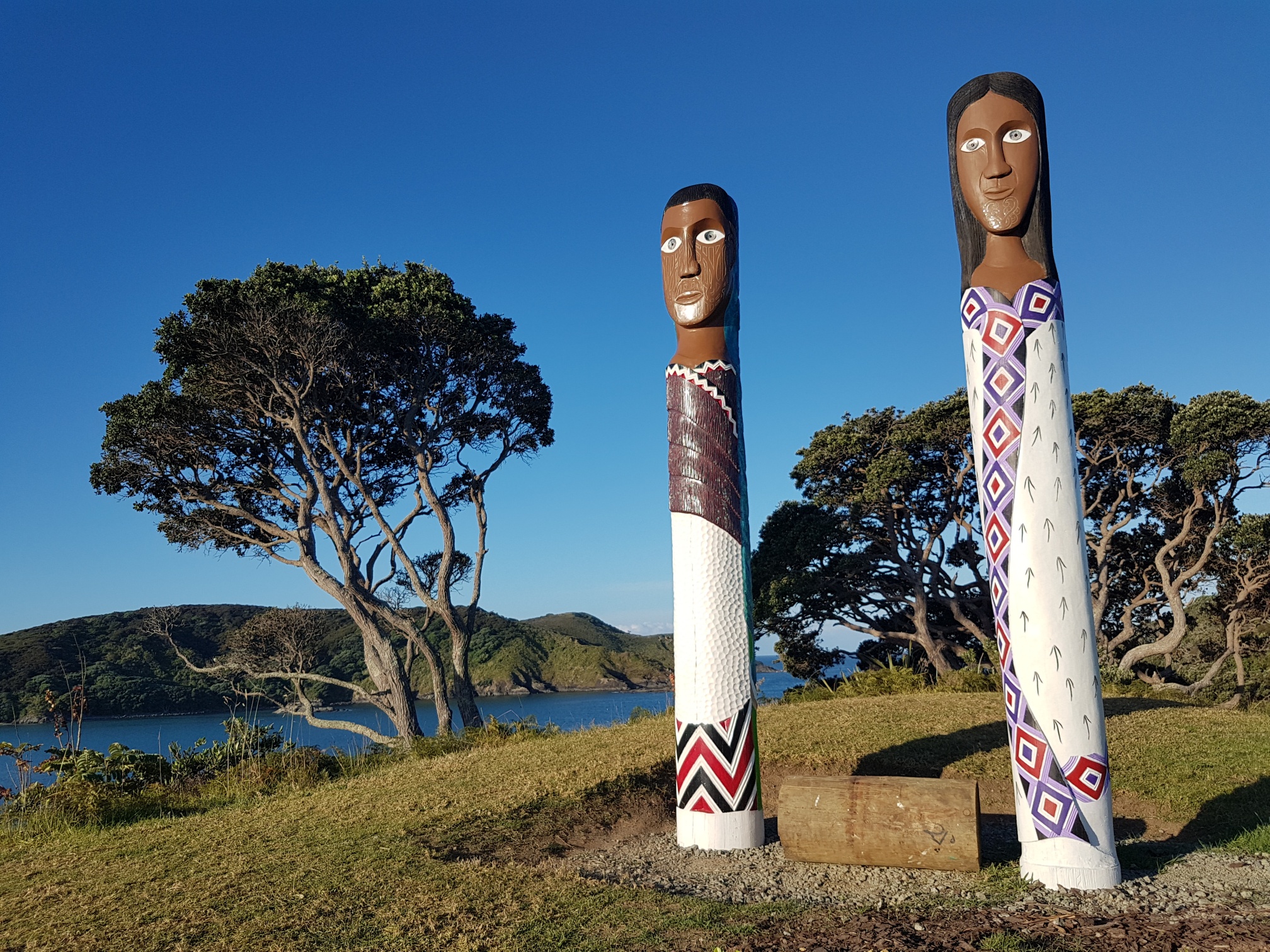 Two pou unveiled at Maitai Bay to mark the start of the rahui represent tupuna Kahutianui and Te Parata, and on the other side, the gods of the sea Hinemoana and Tangaroa. PHOTO / PETER DE GRAAF