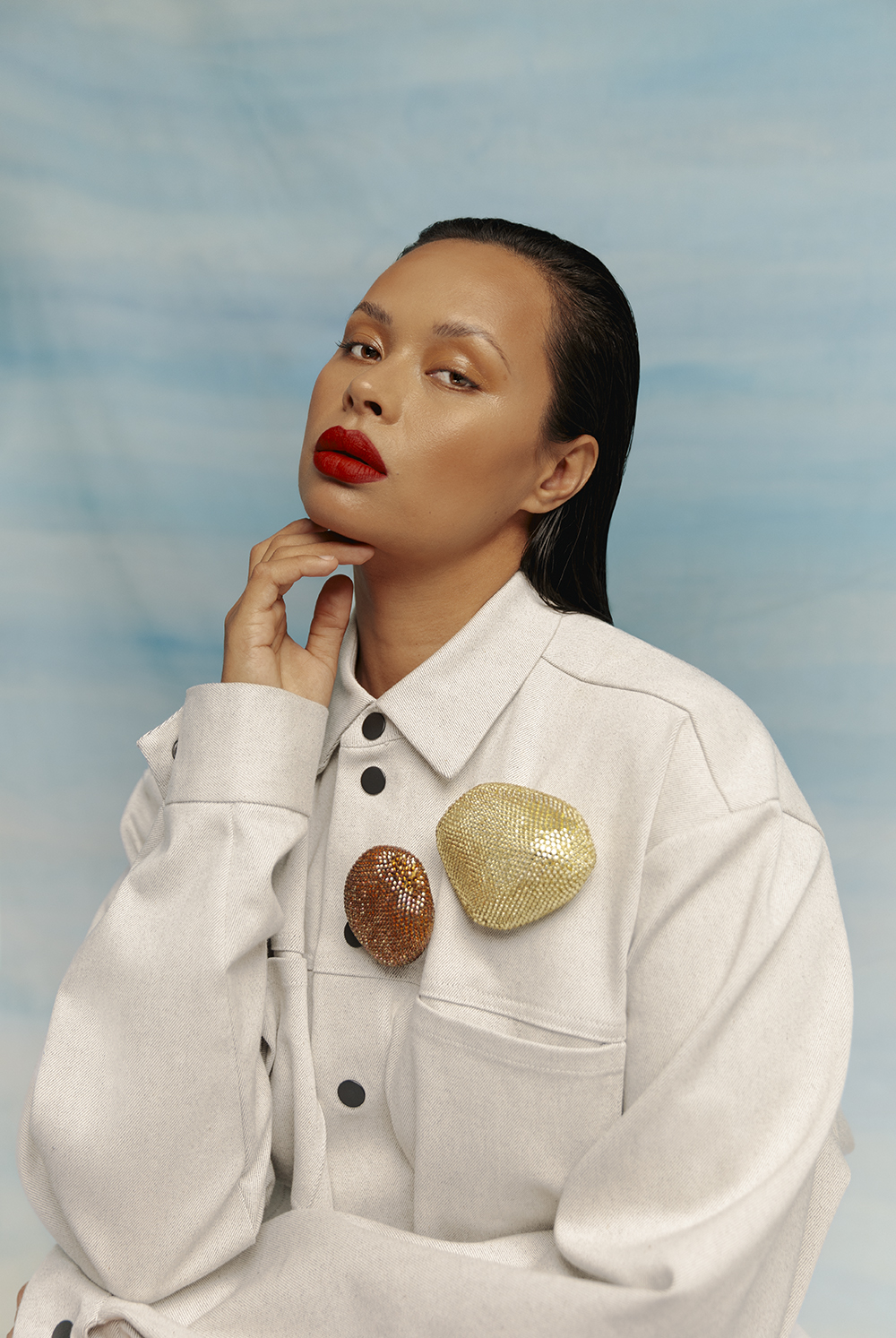 Frankie Adams wears Zambesi jacket. Raewyn Walsh broochs from Masterworks Gallery. Photo / Hōhua Ropate Kurene