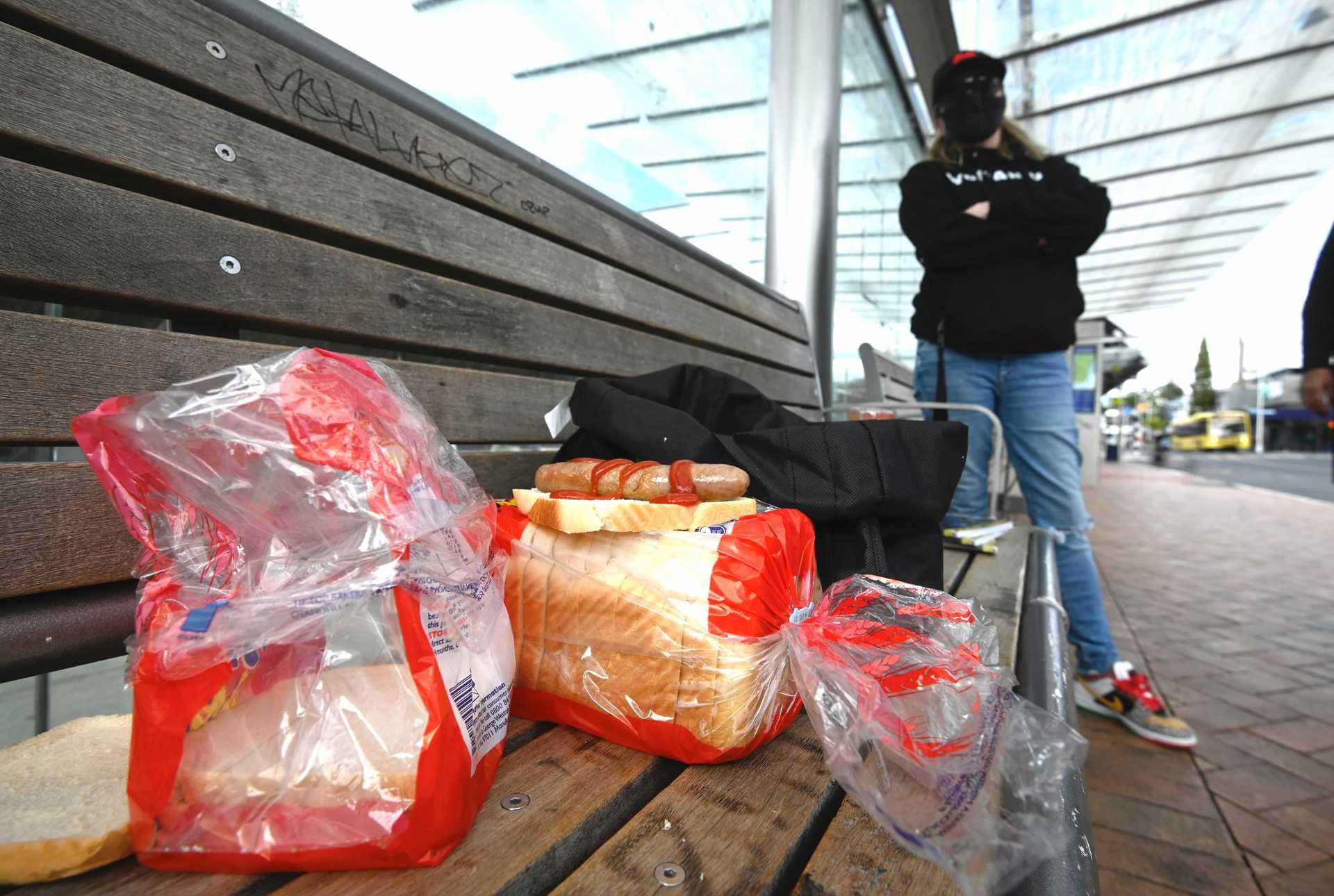 Tauranga homeless advocate Heidi Tidmarsh has been providing a contactless sausage sizzle to feed those living on the streets. Photo / George Novak