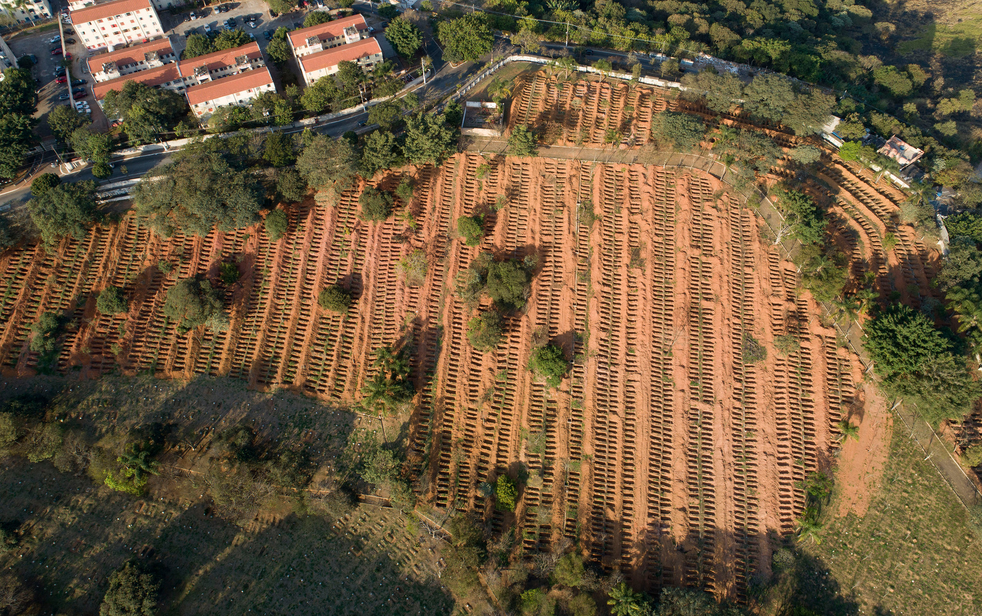 Covid 19 Coronavirus Mass Graves Dug As Brazil Hits Grim New Toll Nz Herald