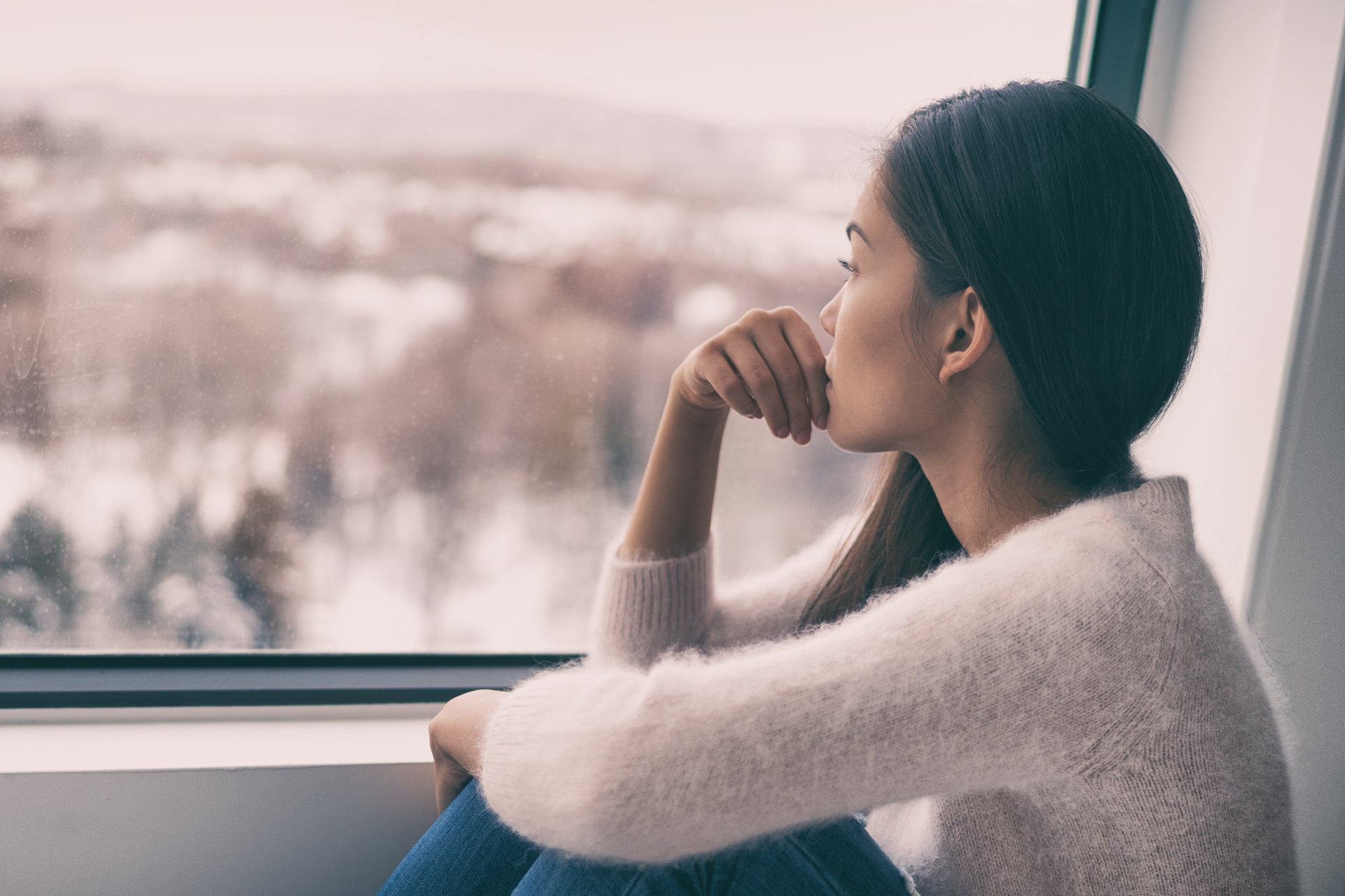 Deep thinkers and those prone to anxiety or low mood are more likely to ruminate and overthink. Photo / 123rf