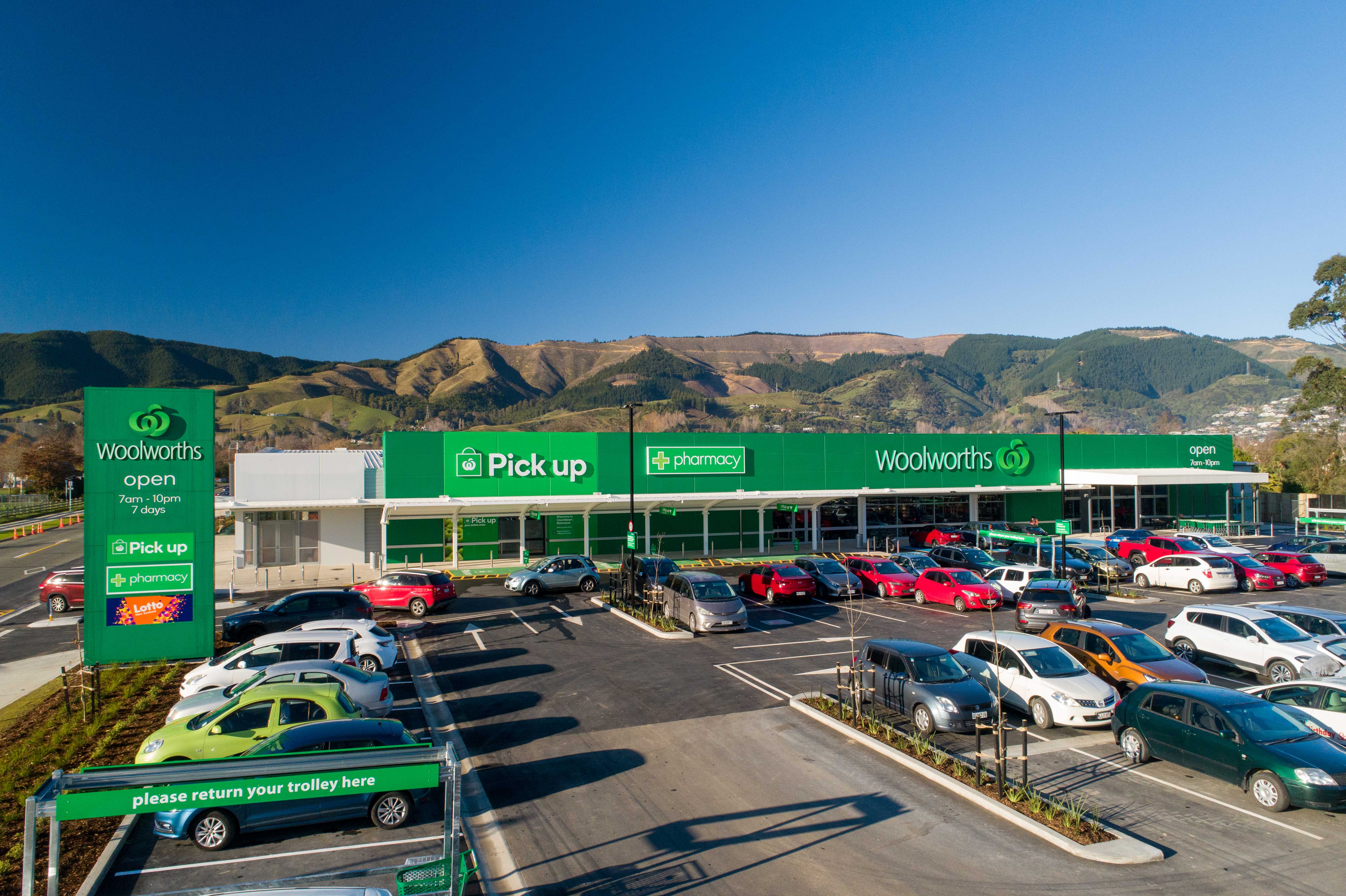 Countdown supermarkets will be rebranded as Woolworths again. Photo / Supplied