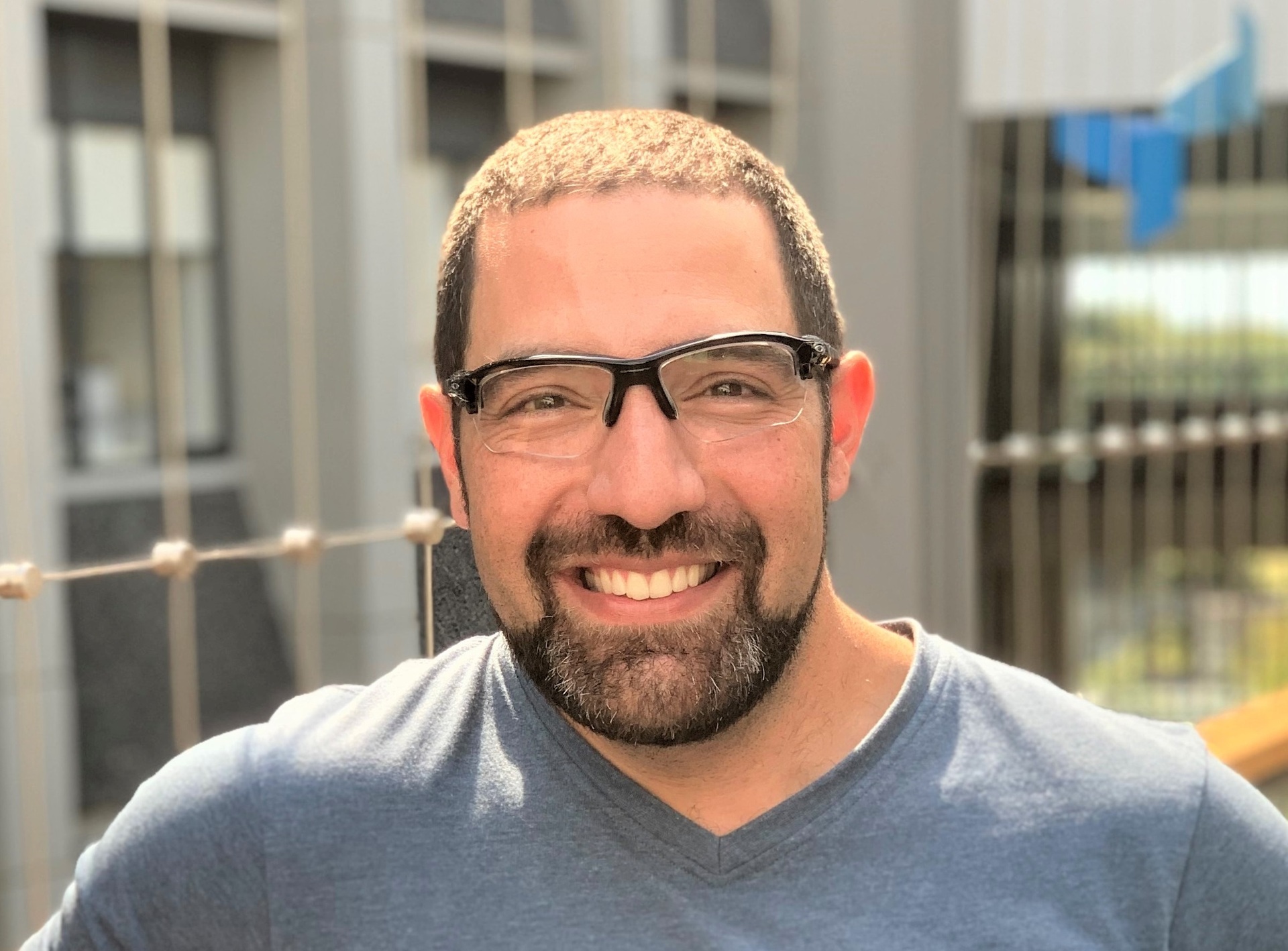 Toku Eyes founder Dr Ehsan Vaghefi says his company's AI software can analyse eye images faster than a human clinician and pick up things they might miss - helping to spot conditions such as type 2 diabetes - the most common cause of blindness or vision impairment in New Zealanders aged 20 to 60. Photo / Supplied