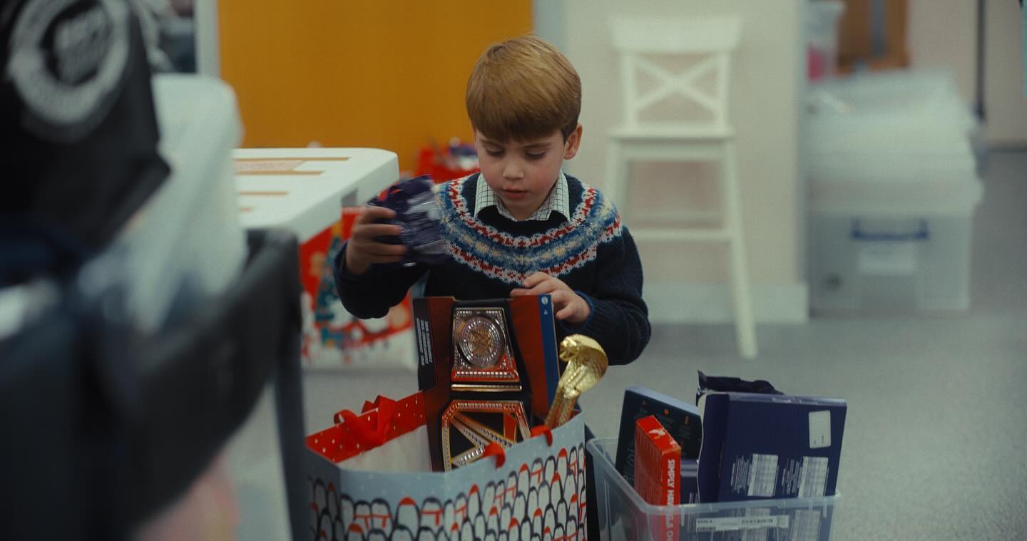 Princess of Wales and family pack gift boxes in Maidenhead as part of their work to raise the profile of ‘vital’ service. Photo / Instagram