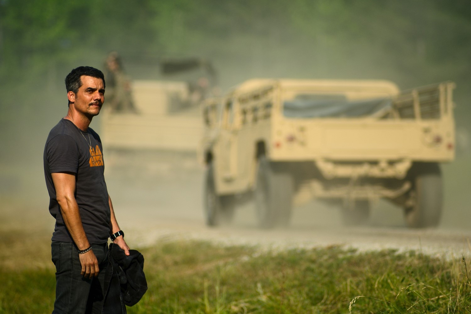 Wagner Moura's character Joel thrives on the adrenalin of his job while grappling with the trauma of what he sees.
