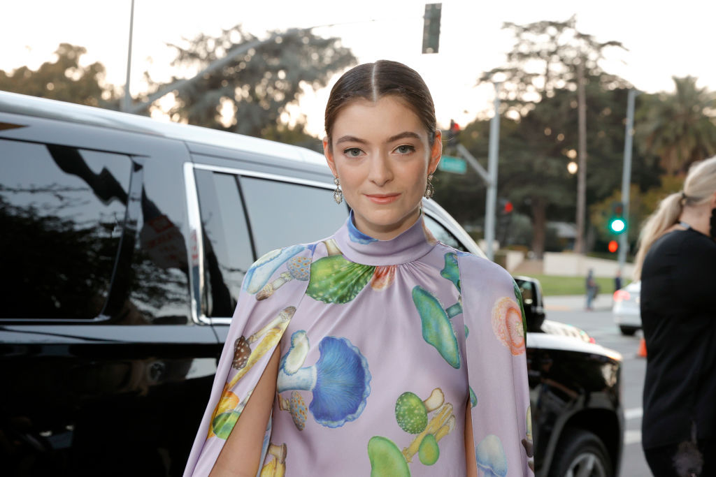 Lorde has recently been spotted with a large ring on her engagement finger. Photo / Getty Images