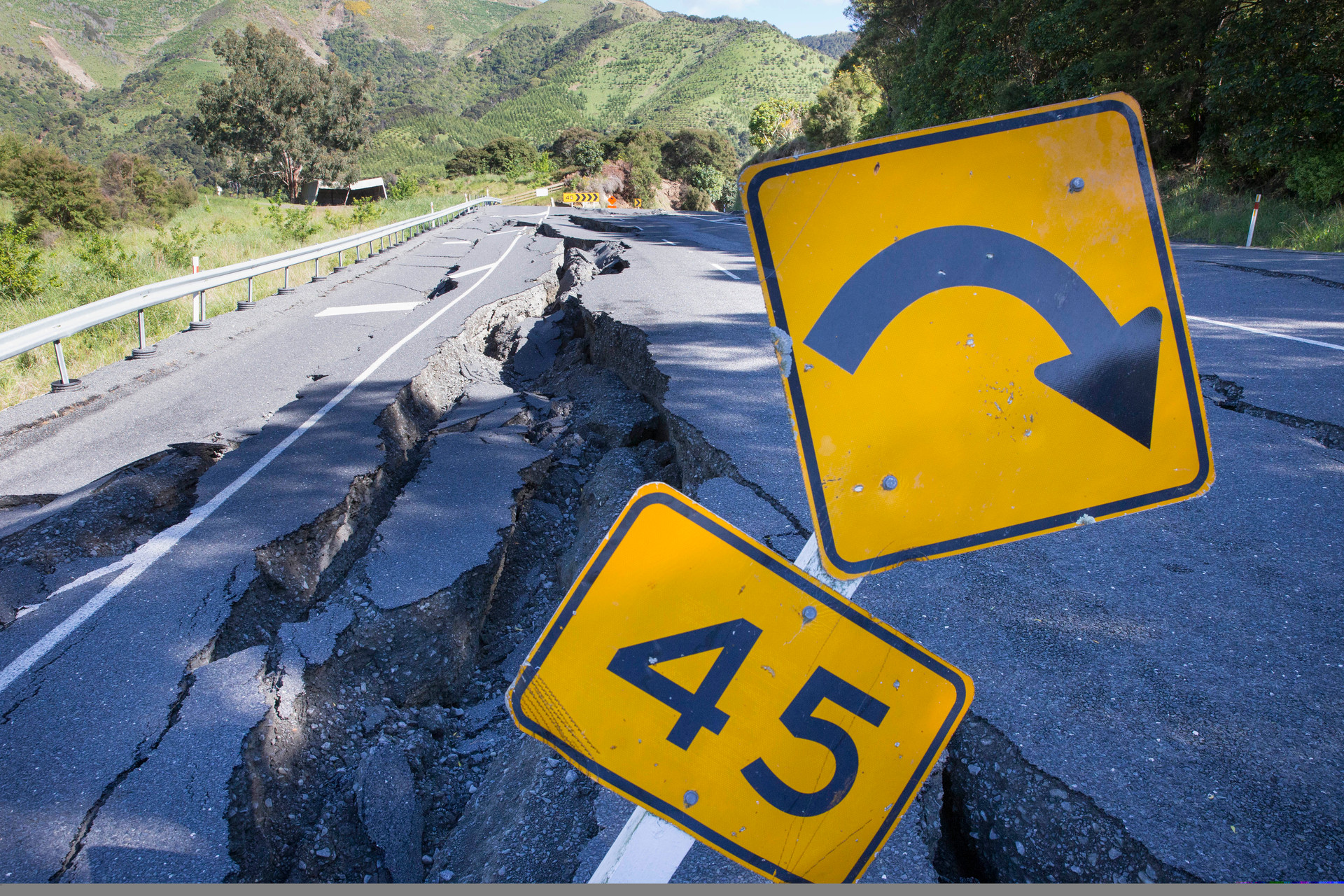 GNS Science staff were yesterday told that 96 positions would be cut - including some directly focused on natural hazards like earthquakes. Photo / Mike Scott