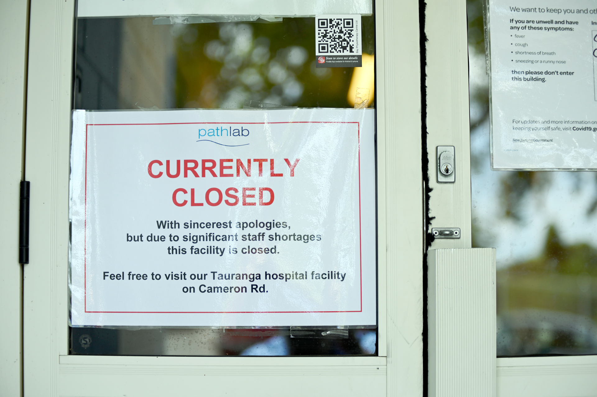 A sign outside the Otūmoetai Pathlab on Tuesday. Photo / George Novak