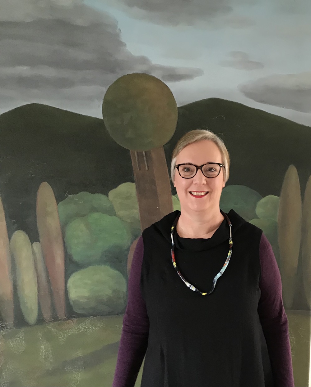 Dr Bronwyn Lloyd wearing her Nadene Carr necklace.