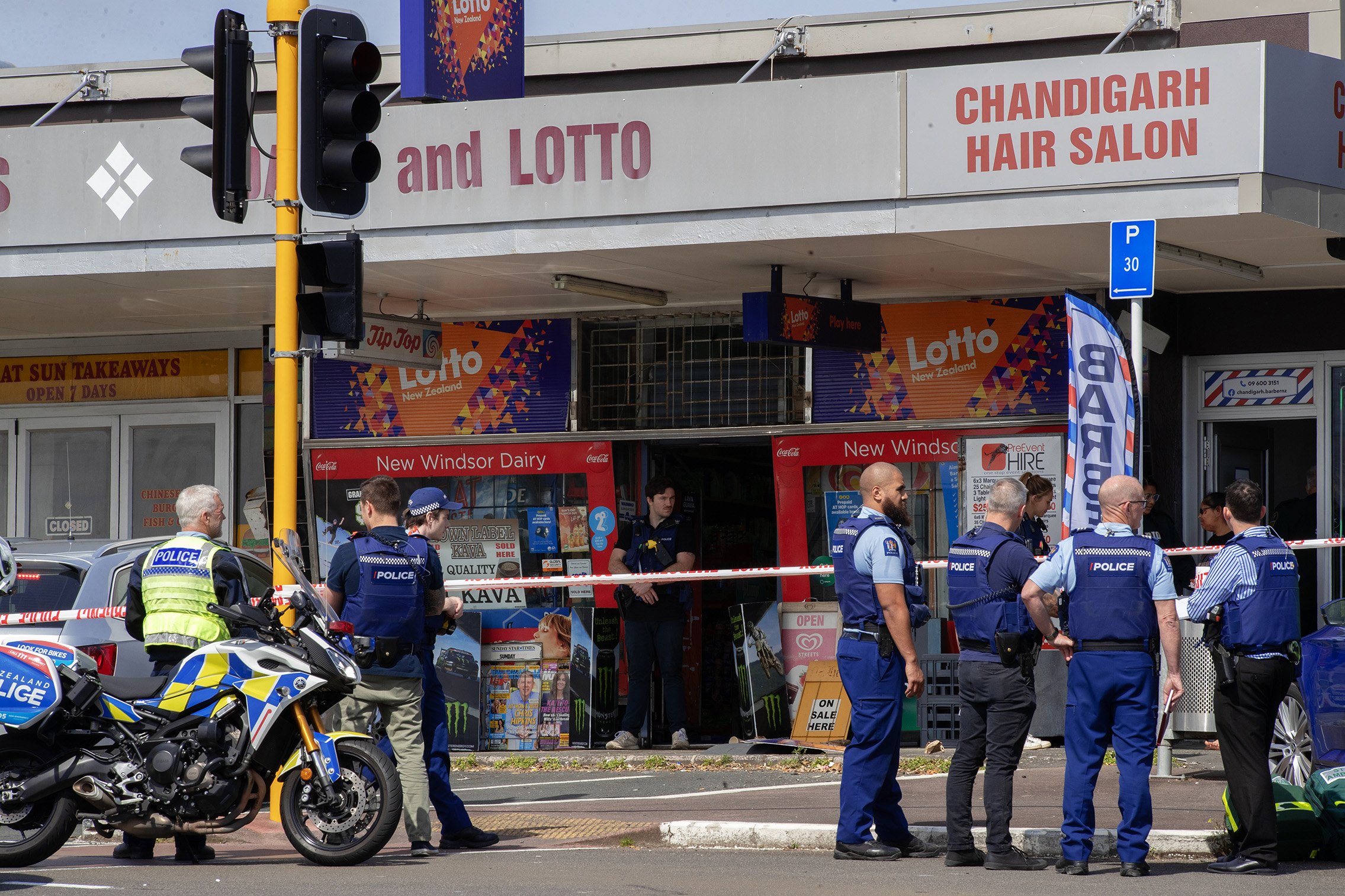 A local businessman said he witnessed the aftermath of the attack, watching a man attempt to run from police before being apprehended. Photo / Hayden Woodward 