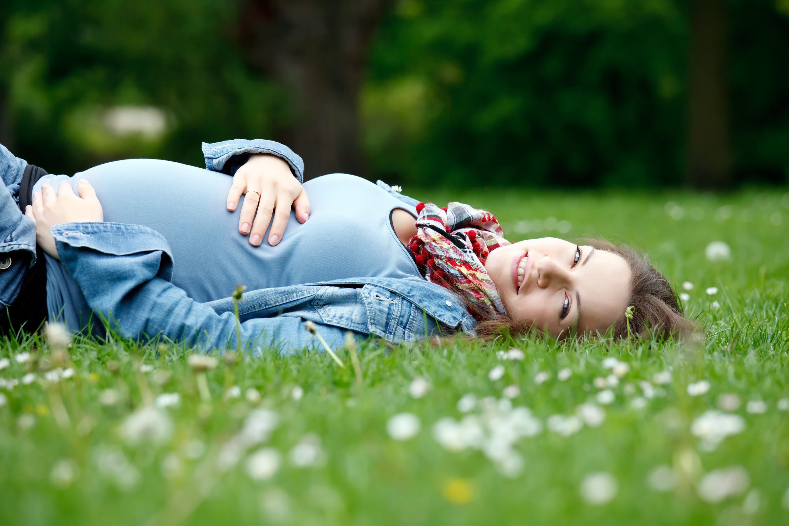 A mother's healthy and varied diet during pregnancy might give her child a head start to healthy eating.
Photo / RF123