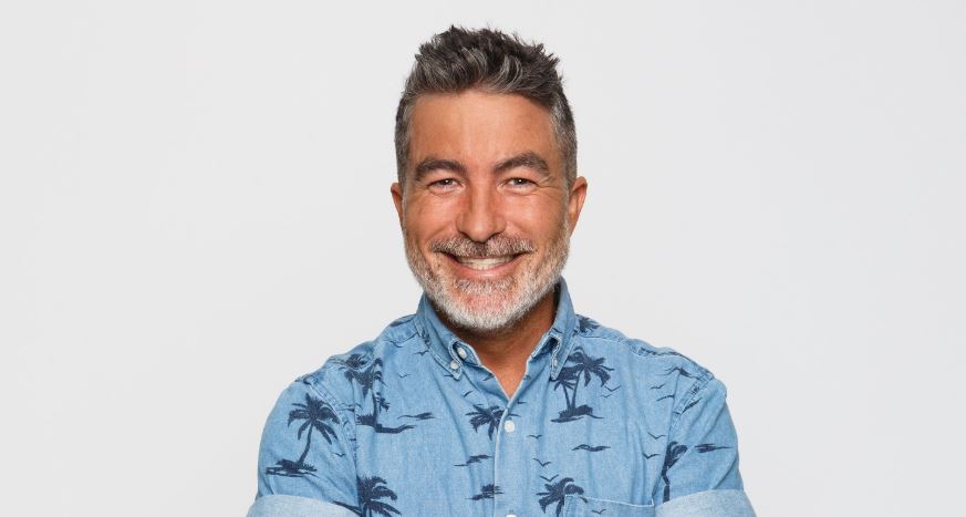 Comedian and TV presenter Dai Henwood was diagnosed with colon cancer at just 43 years old. In New Zealand and overseas, bowel cancer is increasingly affecting younger people.