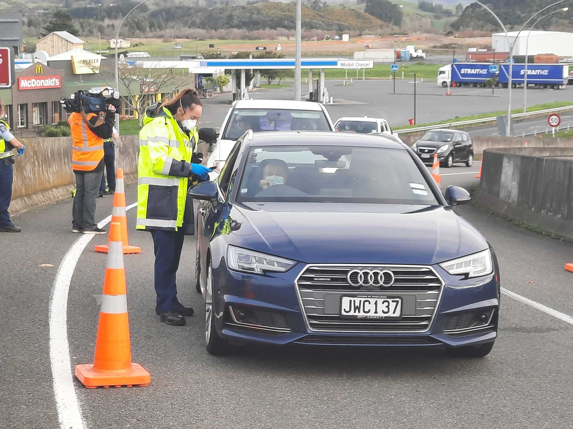 Covid 19 Delta Outbreak More Than 2000 Businesses Ready To Travel Across Alert Levels Nz Herald