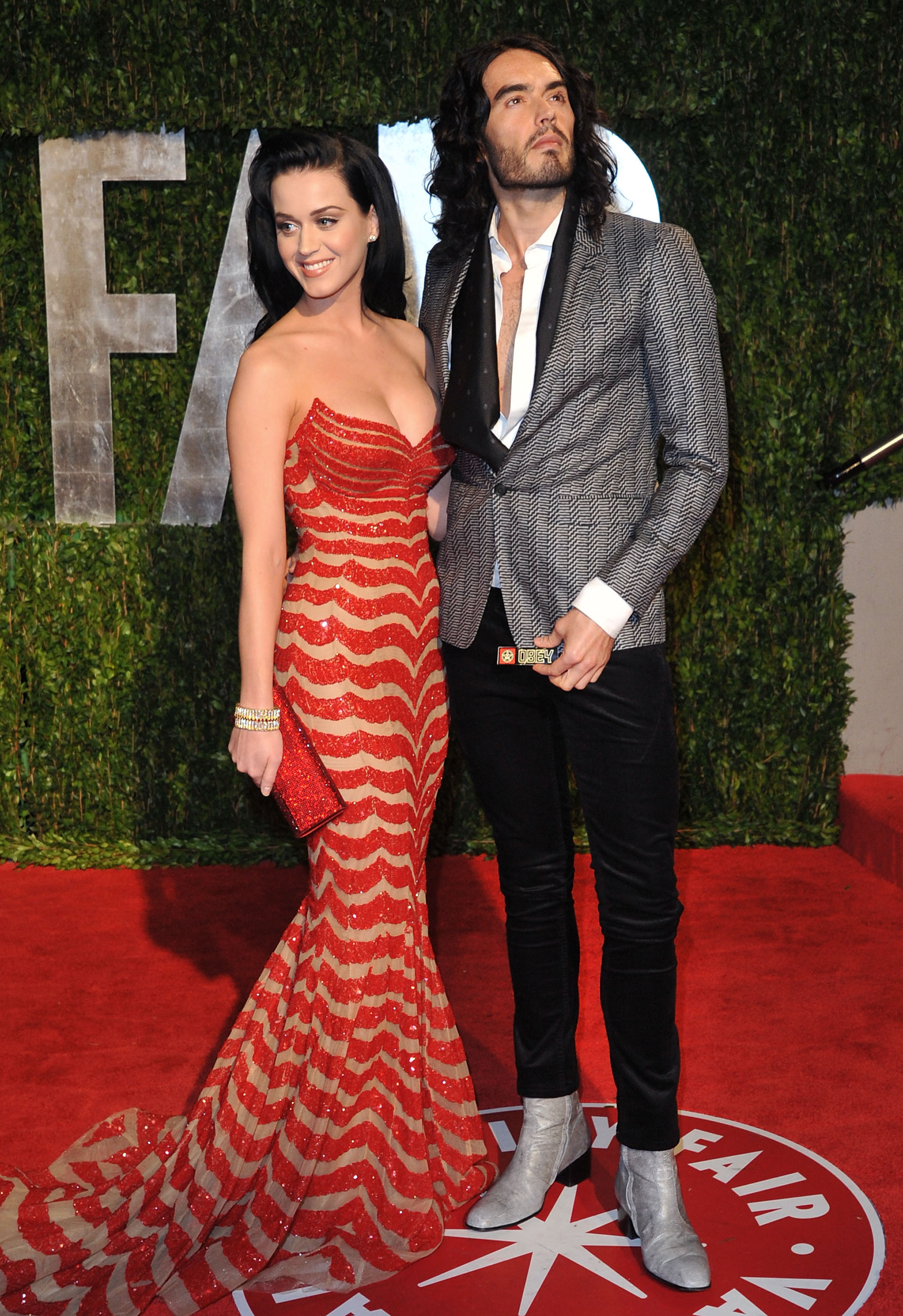 Singer Katy Perry and actor Russell Brand arrive at the 2010 Vanity Fair Oscar Party. Photo / Getty Images