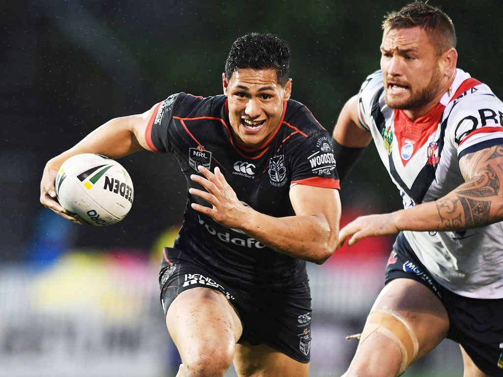 Roger Tuivasa-Sheck makes a break in a 2017 clash against the Sydney Roosters. Photo / Photosport