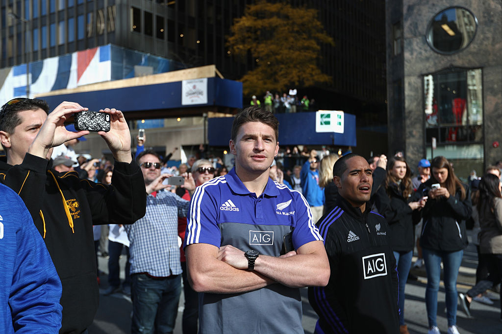 Beauden Barrett and Aaron Smith of the All Blacks blend int the Chicago Cubs victory parade. Photo / Getty