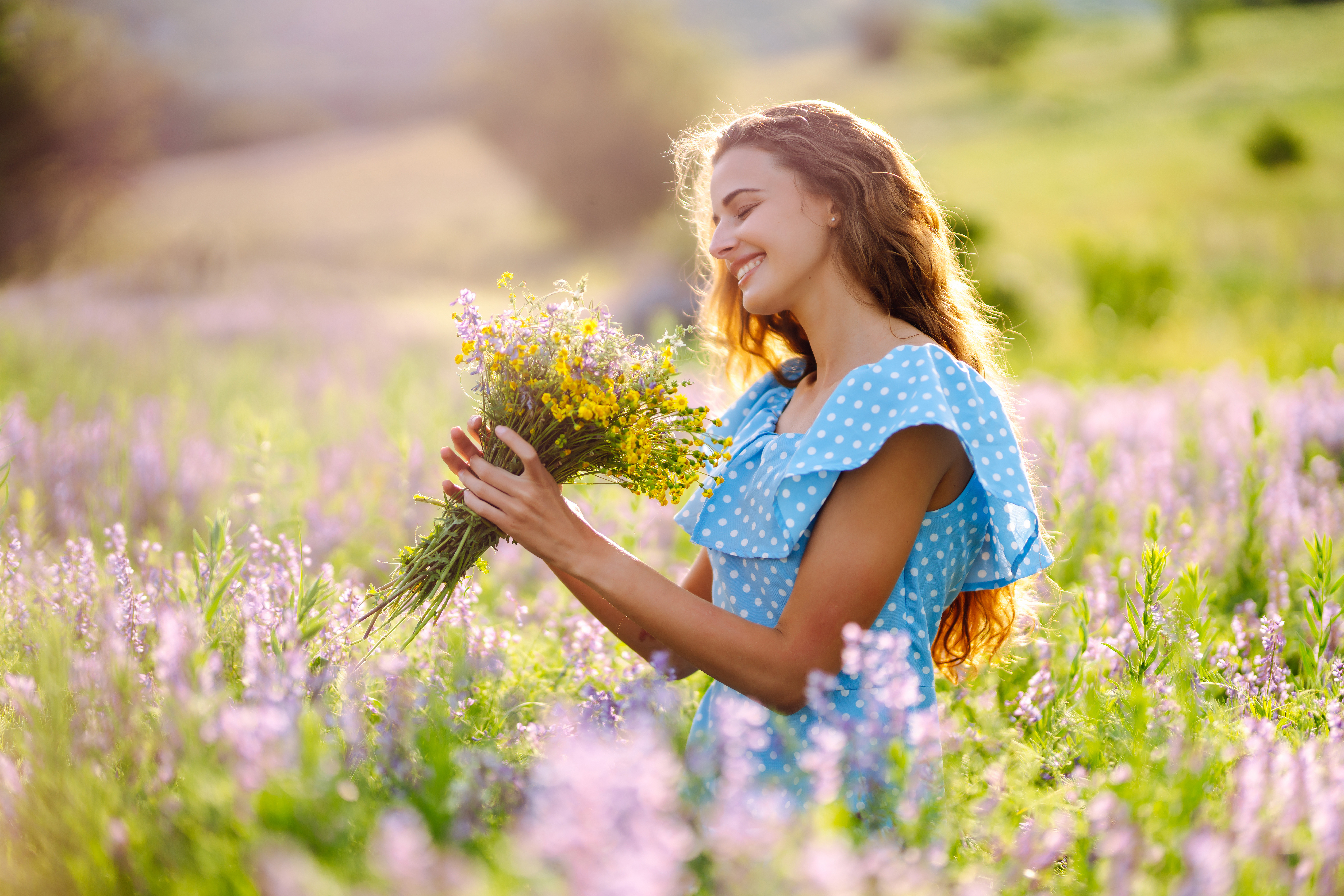 Living a conscious life means controlling our thoughts and choosing only those that contribute to positive feelings and actions. Photo / 123rf