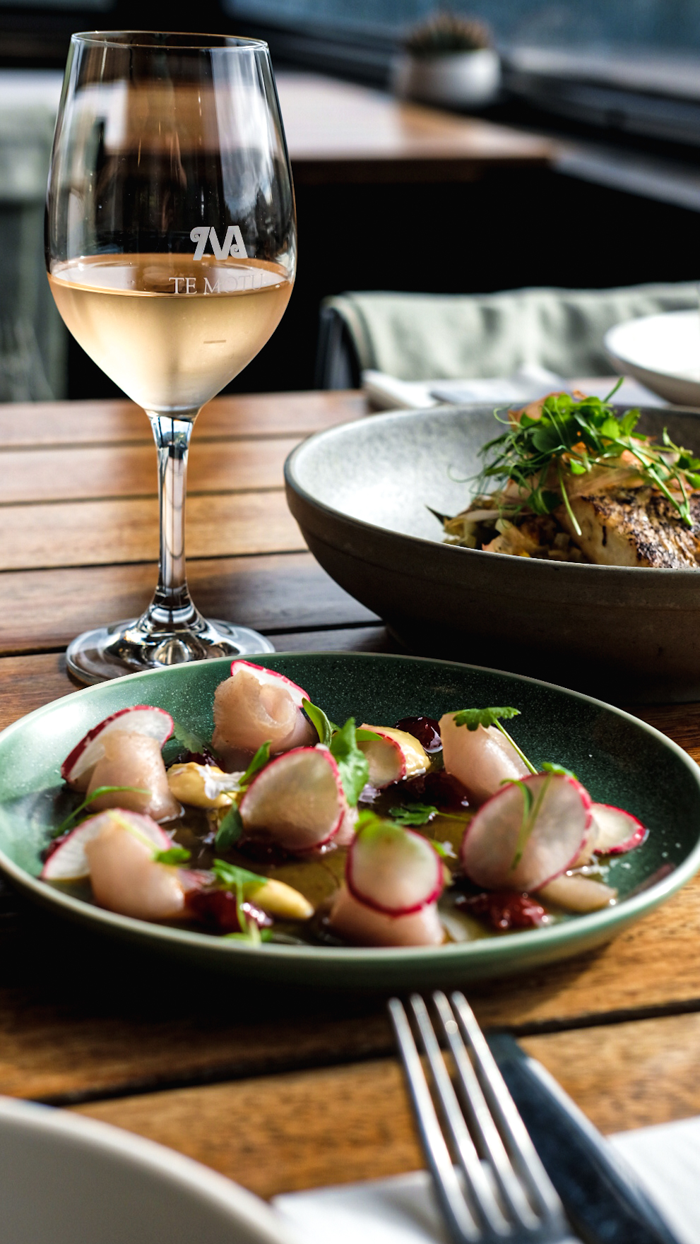 Food and wine at The Shed at Te Motu.