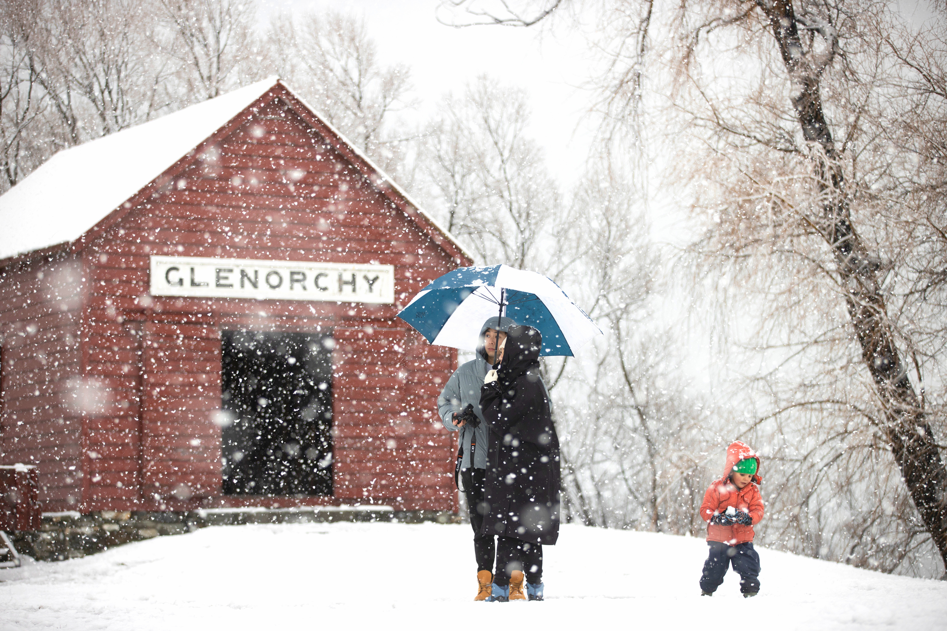 The Glenorchy boat shed: Otago's snowy peaks charm in the winter. Photo / George Heard