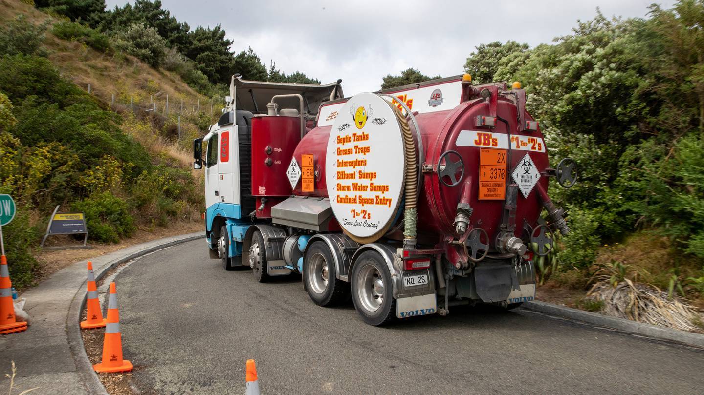 Up to 15 sucker trucks, also known as turd taxis, have been on call to prevent any further wastewater spillage into Porirua Harbour. Photo / Mark Mitchell 