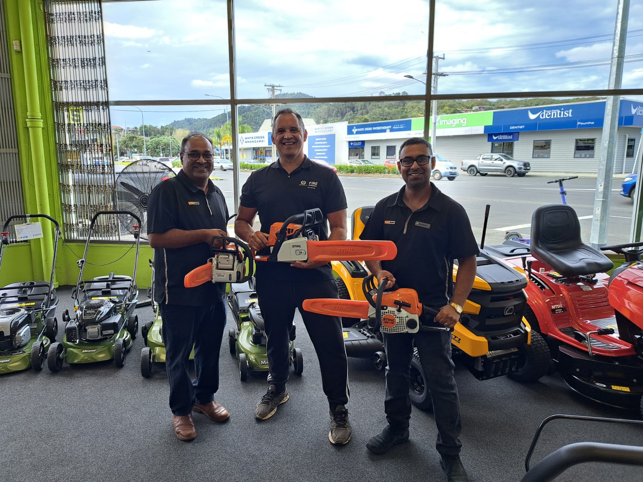 Win a STIHL MSA300 chainsaw - The Country News - NZ Herald