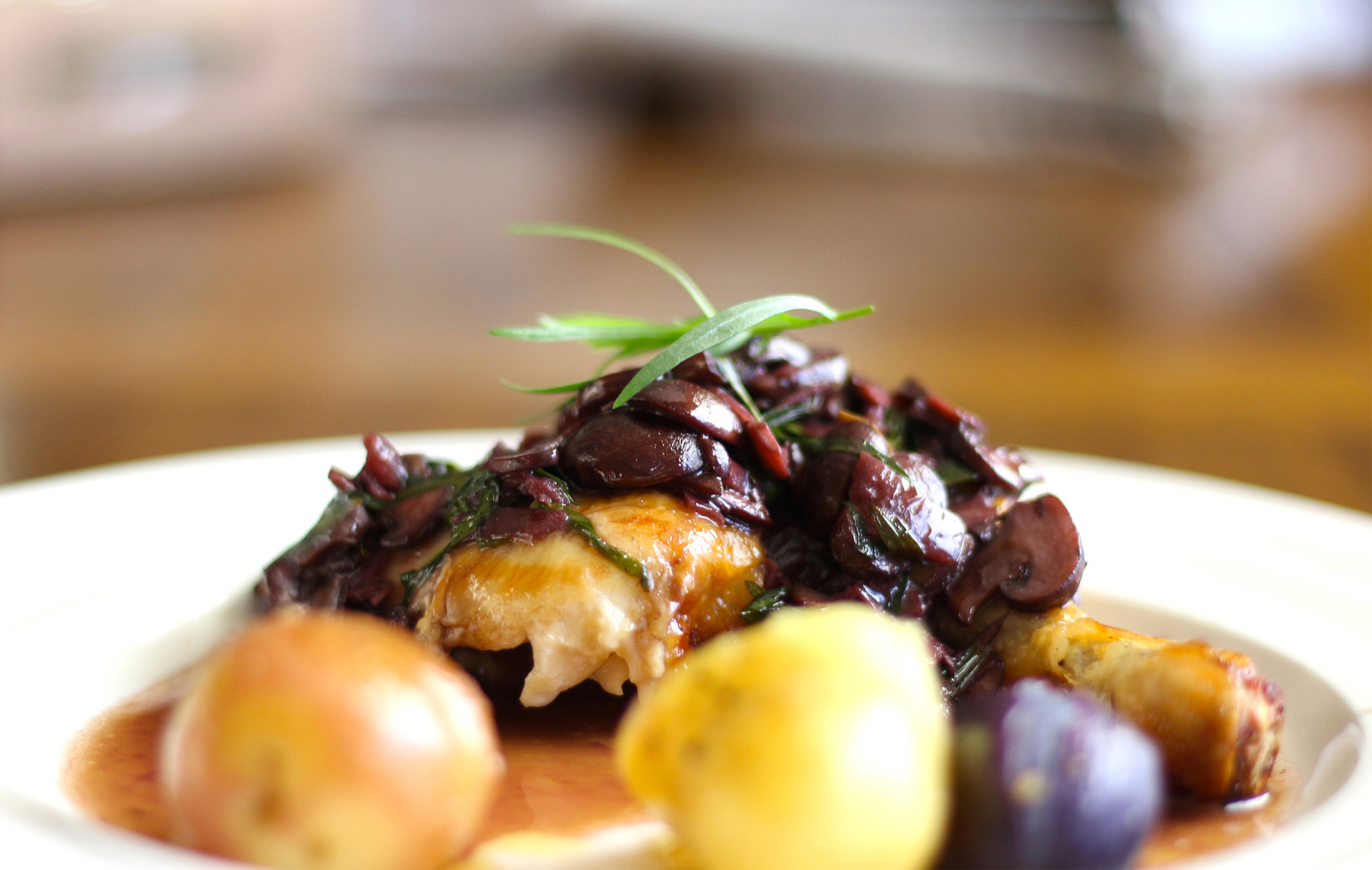 Shallot and red wine sauce - Eat Well Recipe - NZ Herald