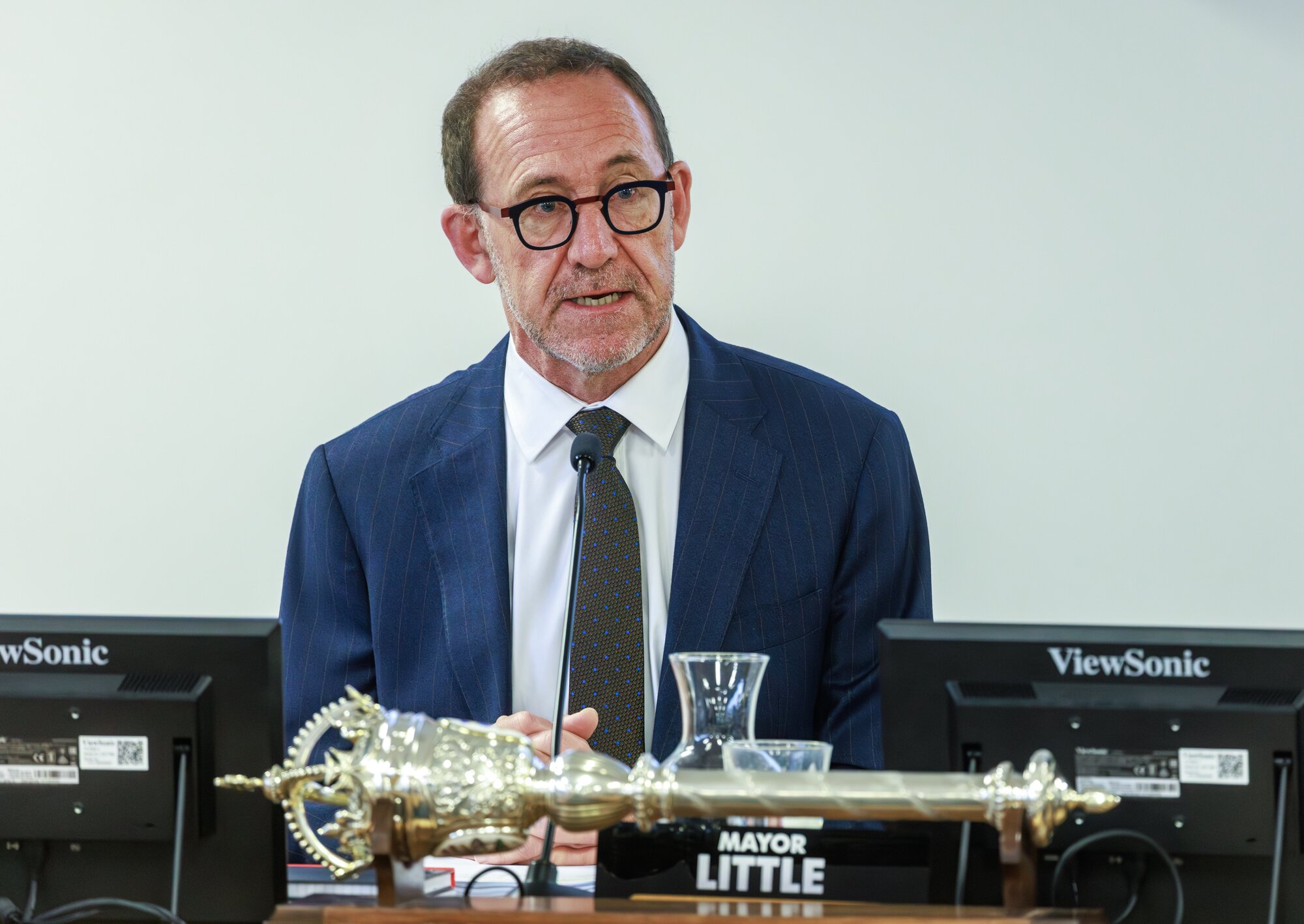 Wellington Mayor Andrew Little questioned the need for a line up of consultants attending the meeting, expressing concern over their value for money. Photo / Mark Mitchell
