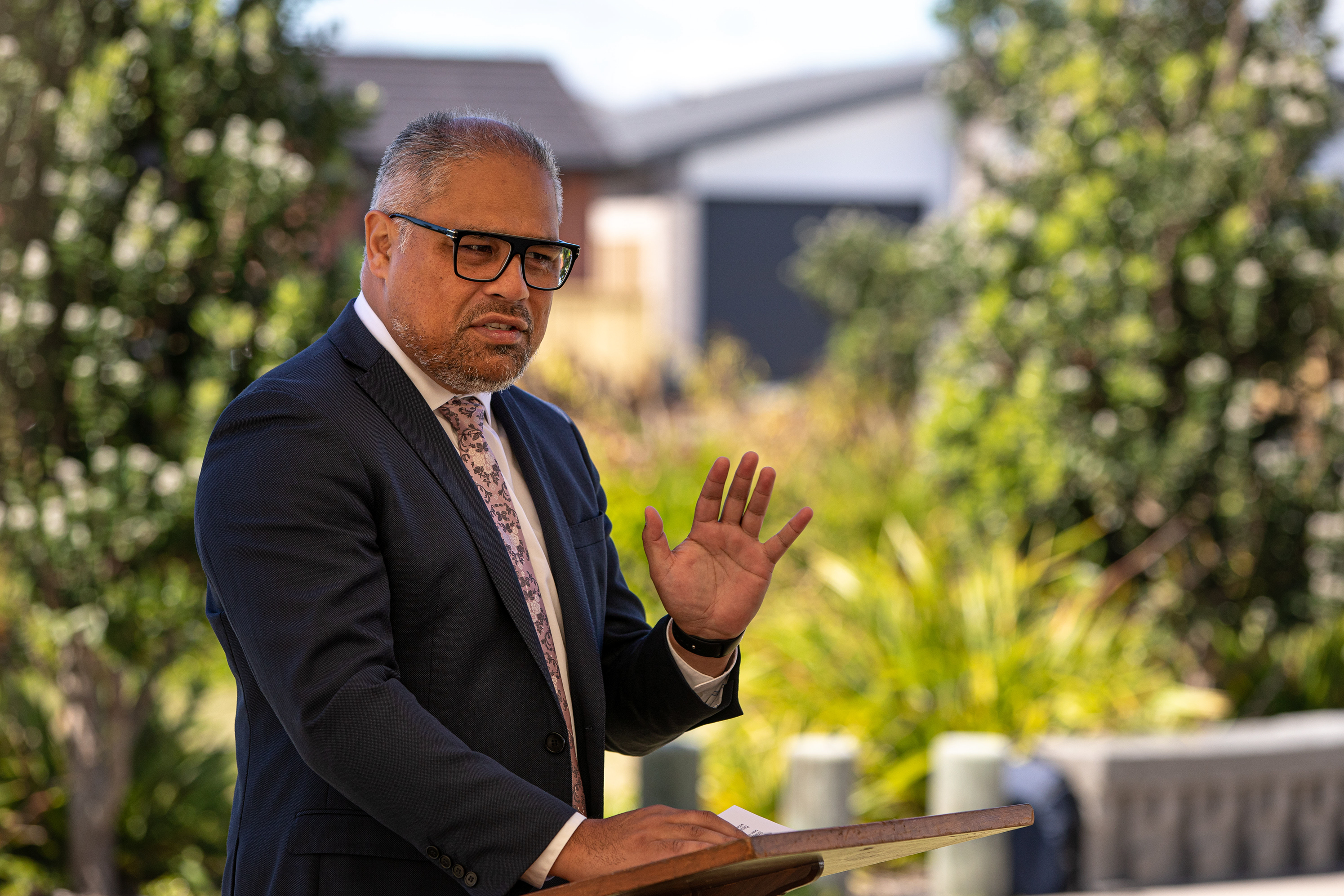 Peeni Henare says Chris Hipkins and Jacinda Ardern have 