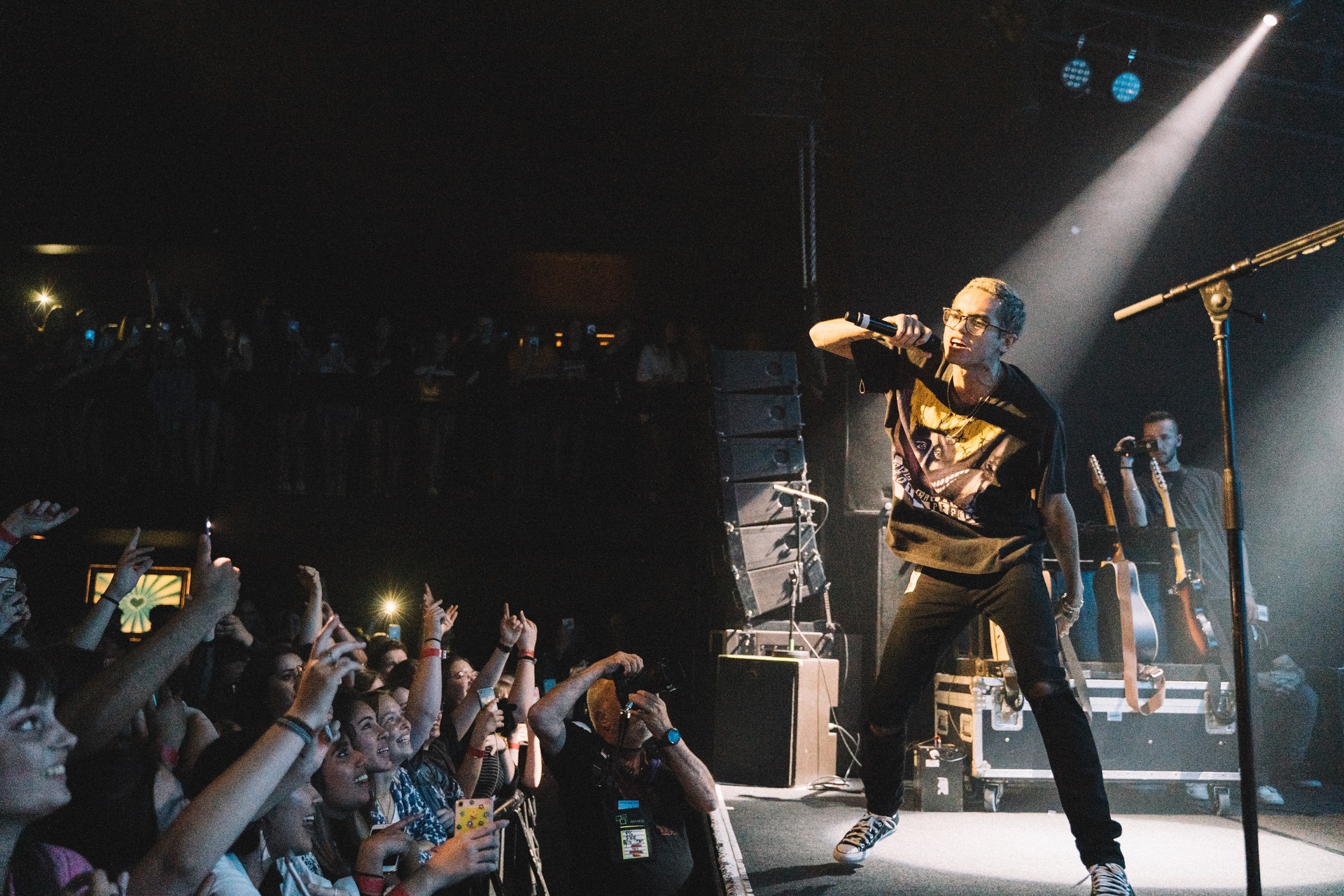 Dominic Fike on stage for his first ever New Zealand performance. Photo / Devan Narsai