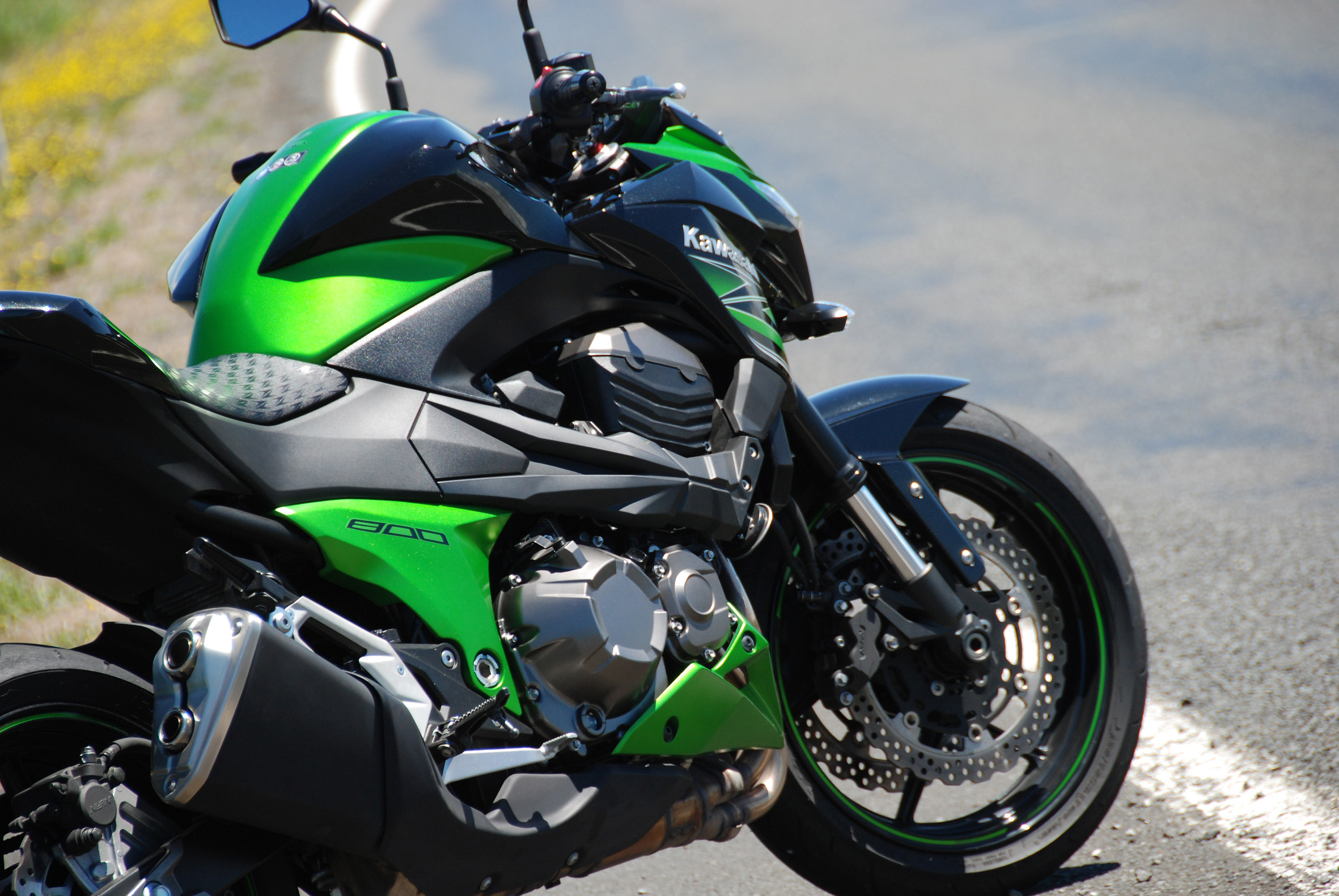 Kawasaki Z800 Wallpaper for Android, iPhone and iPad