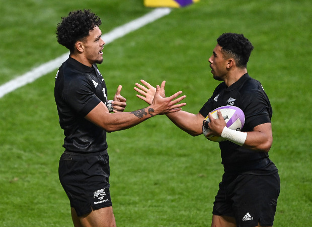 Moses Leo (left) celebrates a second try with Ngarohi McGarvey-Black. Photo / Photosport