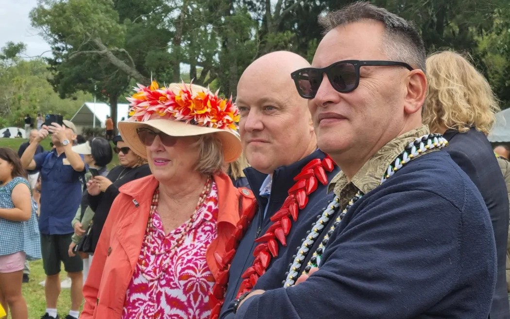 Prime Minister Christopher Luxon (centre) with Health Minister Shane Reti (right). Photo / RNZ/Felix Walton