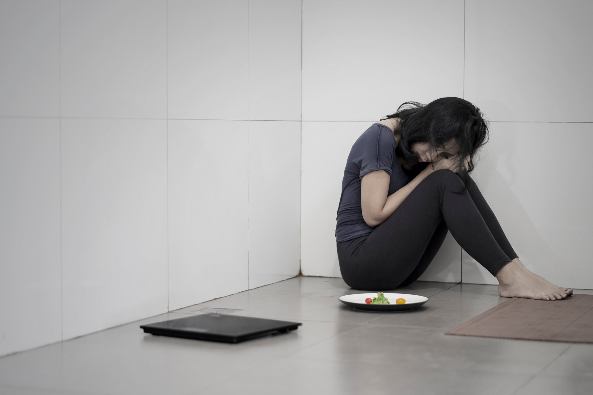 Experts, patients and parents fear more people will die from eating disorders if the government do not step in urgently. Photo / 123RF 