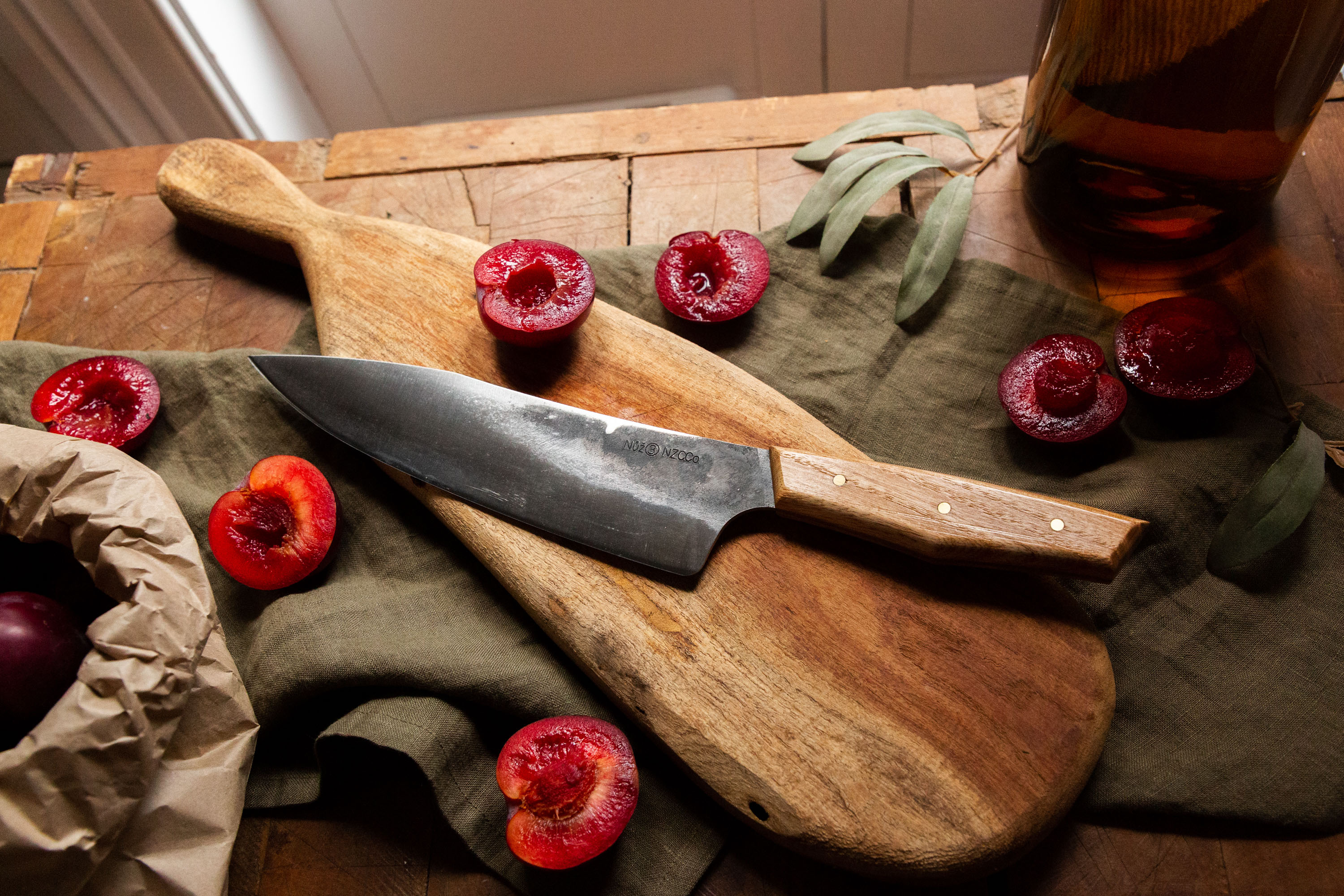 A handmade kitchen knife from Nuz.
