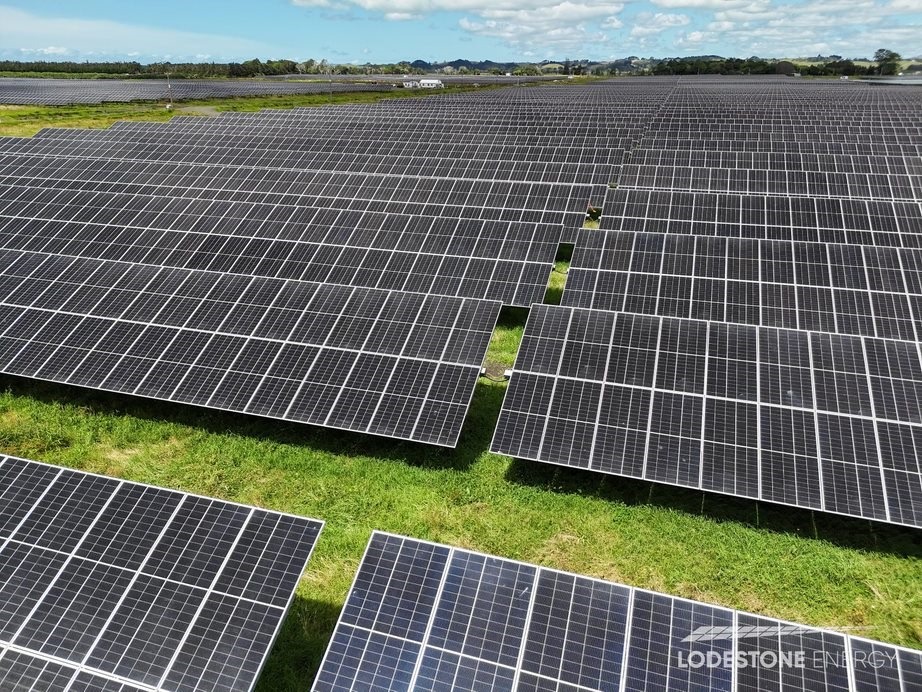 The solar panels at Lodestone Energy’s massive Kaitāia solar farm, the largest in the country so far, tilt to capture maximum sunlight.
