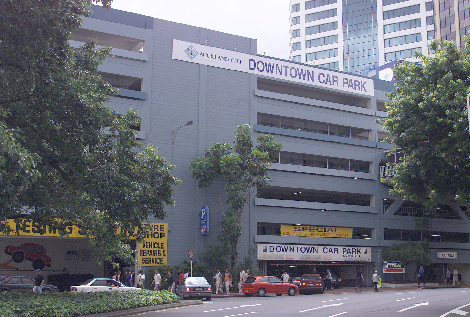 The sale of the Downtown Carpark building is like to proceed this month. Photo / Martin Sykes