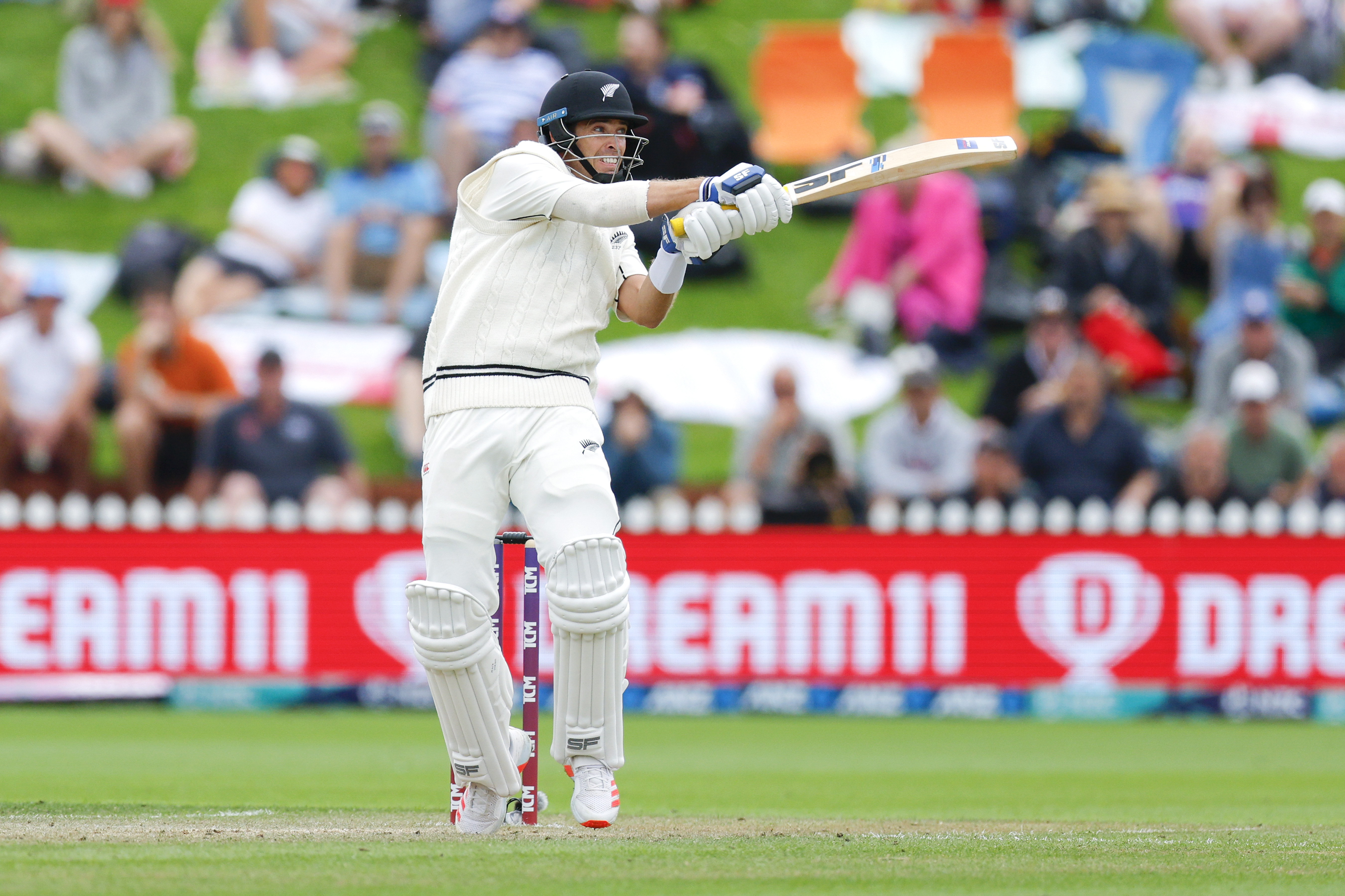 Black Caps v England: England claim second ODI after Black Caps collapse -  NZ Herald