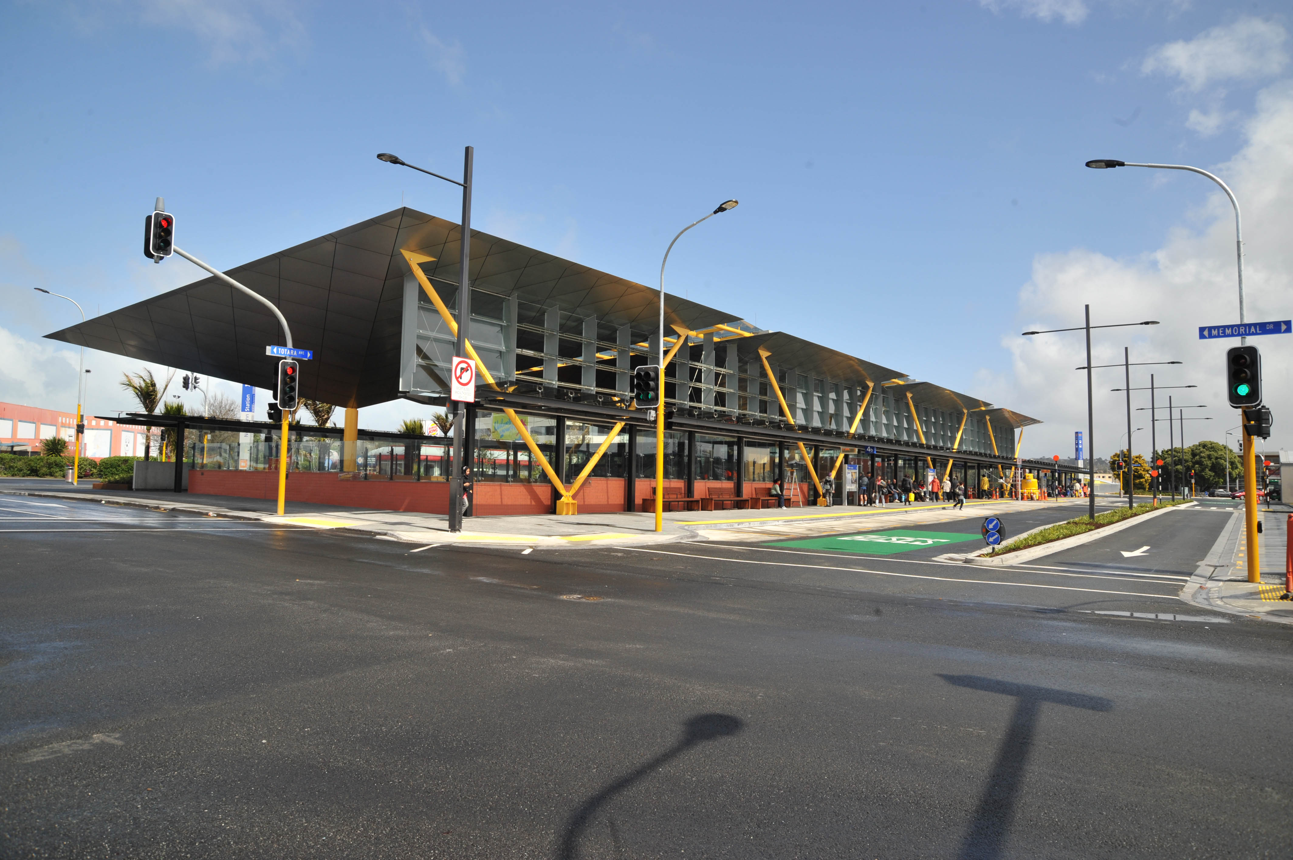 The New Lynn railway station.