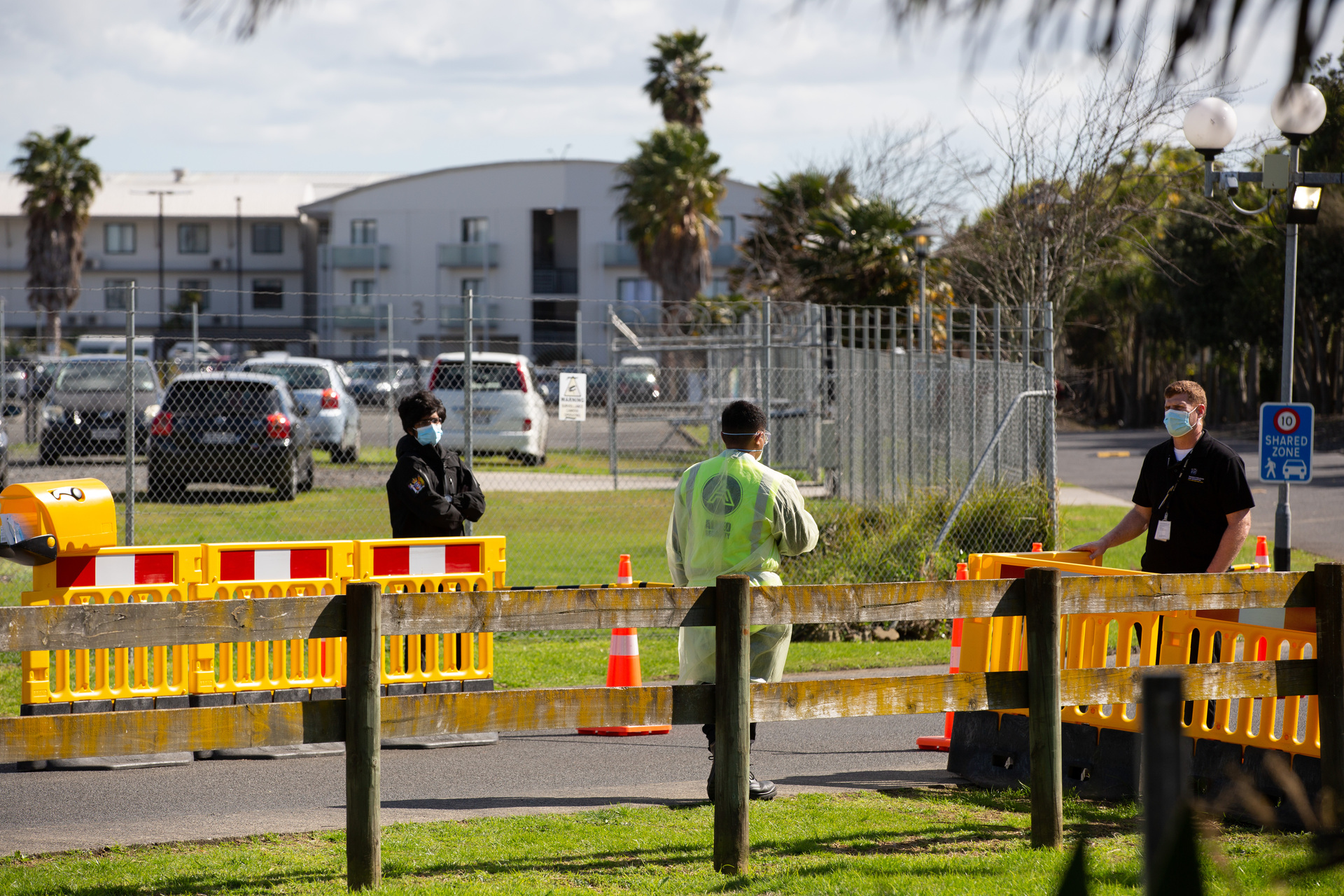 Staff working at MIQ facilities such as the Jet Park Hotel raised safety concerns dealing with Covid community caes in the Delta outbreak. Photo / Sylvie Whinray