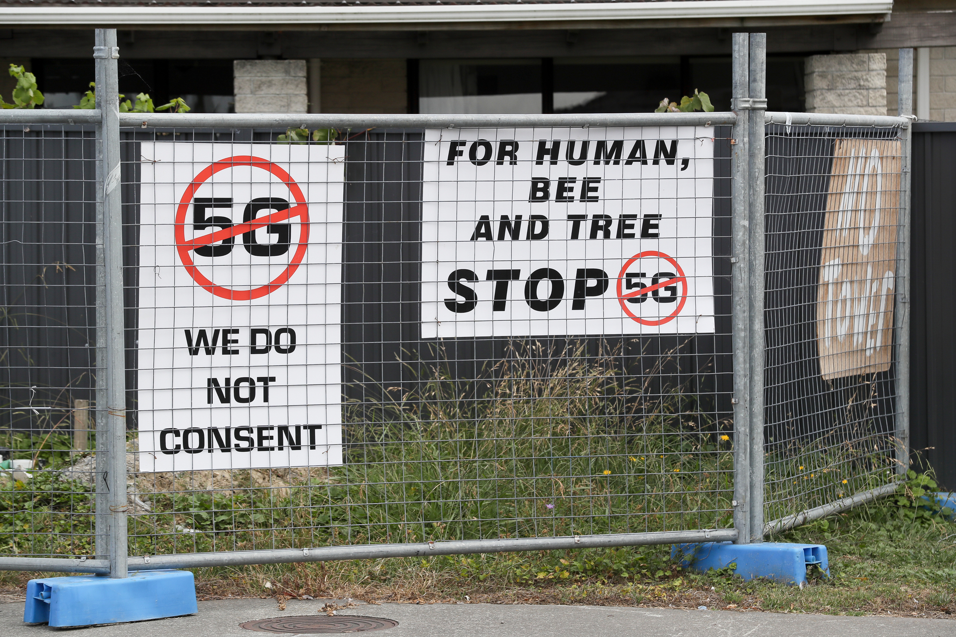 The roll-out of New Zealand's 5G network proved a magnet for misinformation. Photo / Warren Buckland
