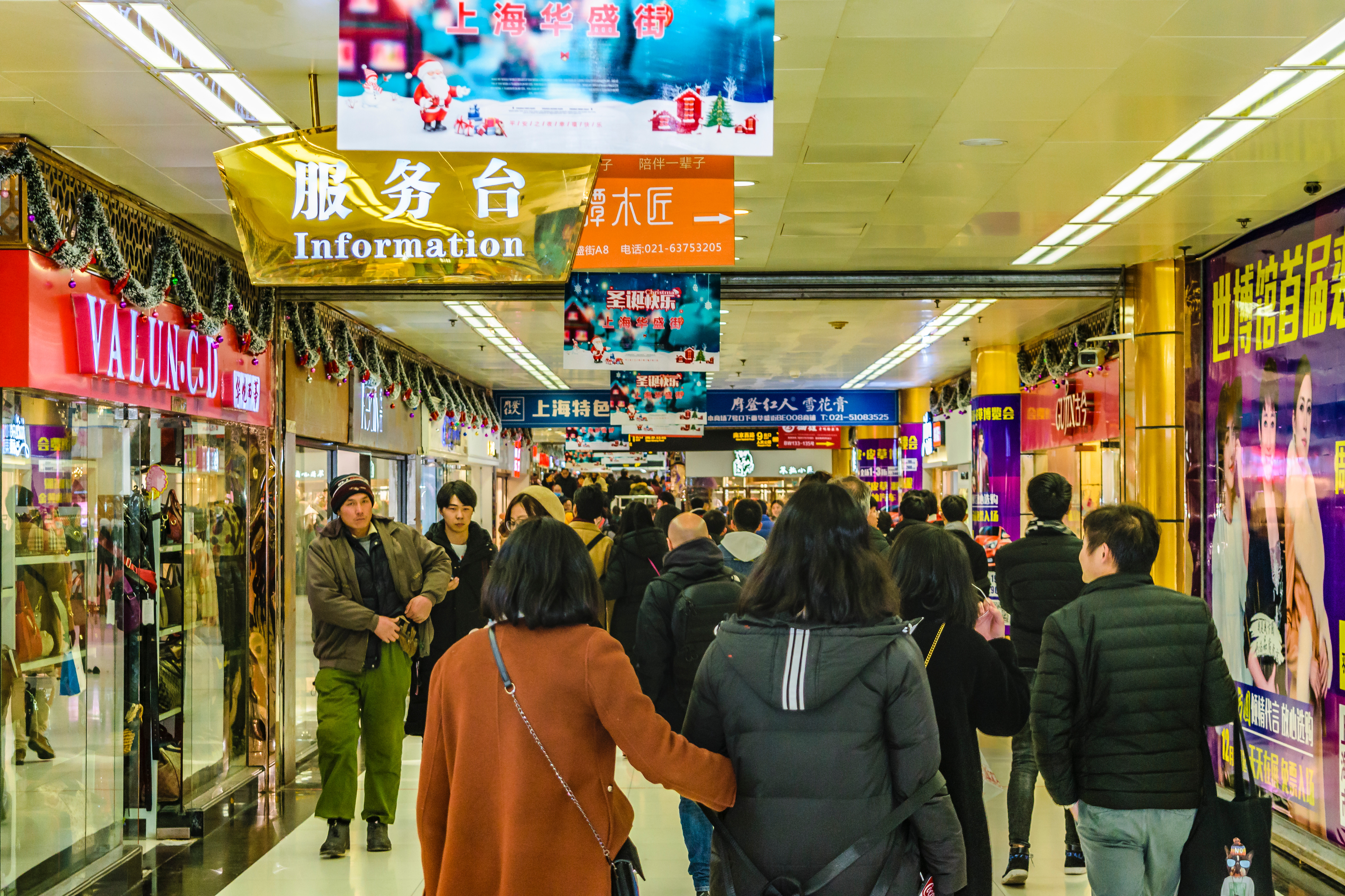 New Zealand enjoys a commanding position in China's imported dairy market. Photo / 123RF