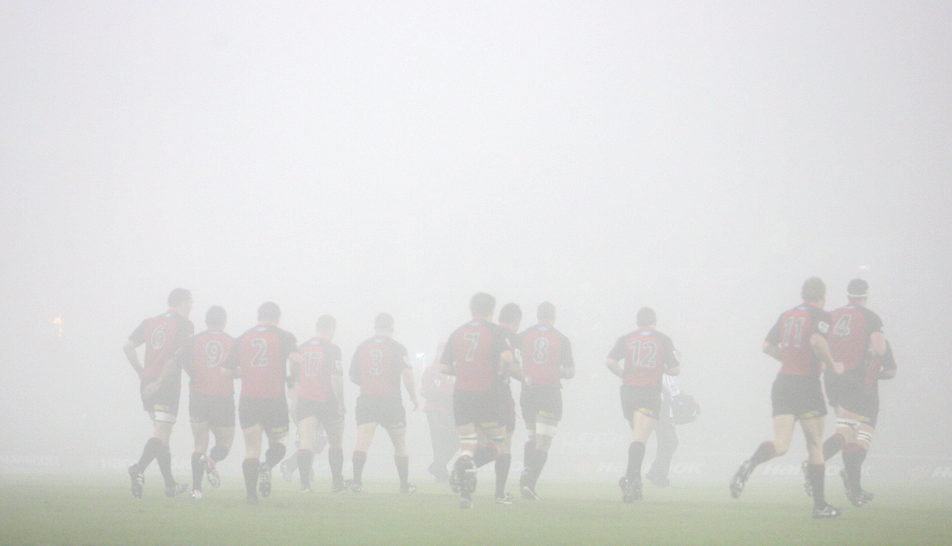 Crusaders head back to the half way line after scoring in the 2006 final. Photosport