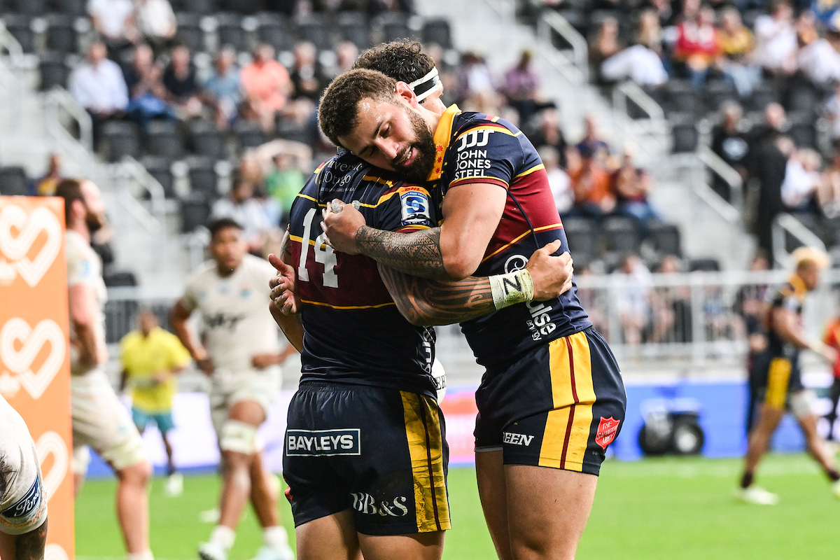 Jonah Lowe and Jacob Ratumaitavuki-Kneepkens celebrate against Moana Pasifika. Photo / Photosport