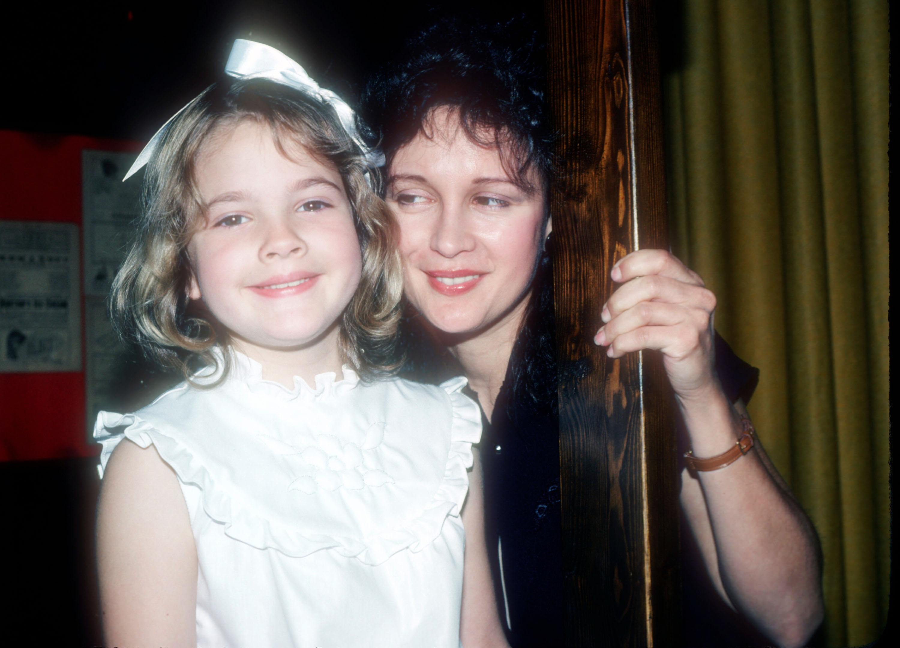 ET star Drew Barrymore poses for a photograph with her mother Jaid Barrymore June 8, 1982 in New York City. Photo / Getty Images