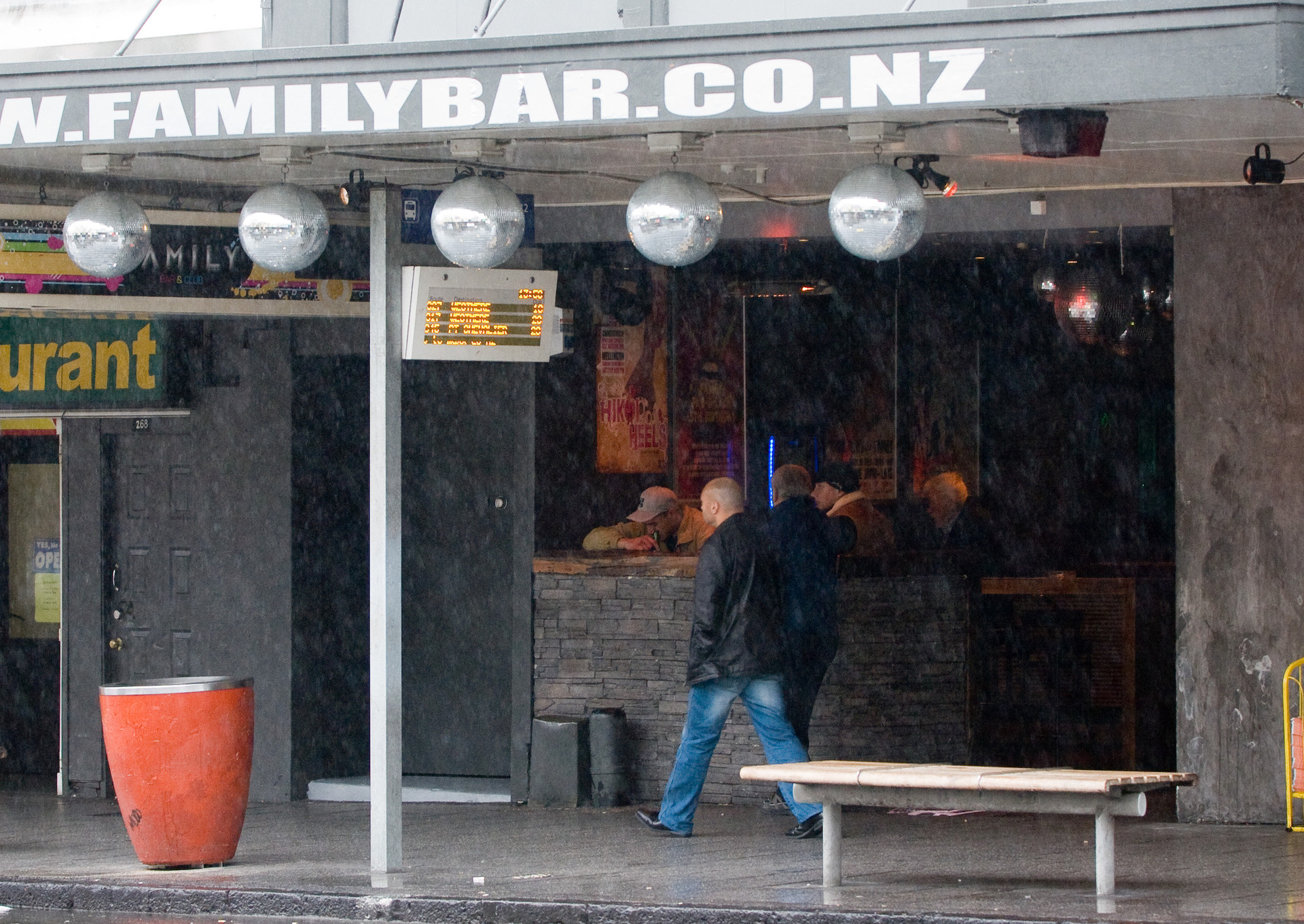The manager, Goulter and Edmonds met at Auckland's Family Bar after the failed Gold Coast plot. Photo / File
