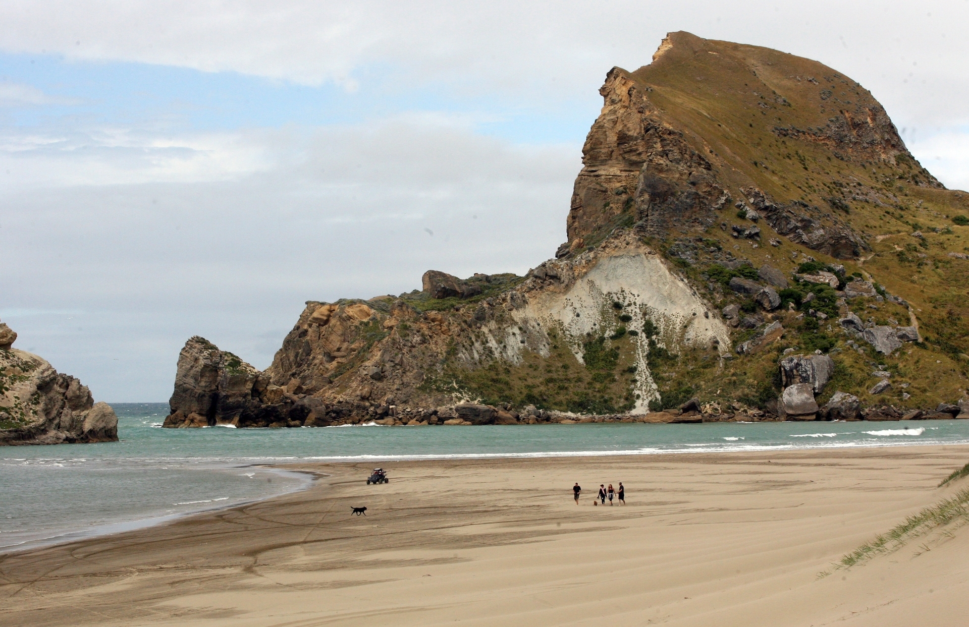 Player/coach found dead at Castlepoint - NZ Herald