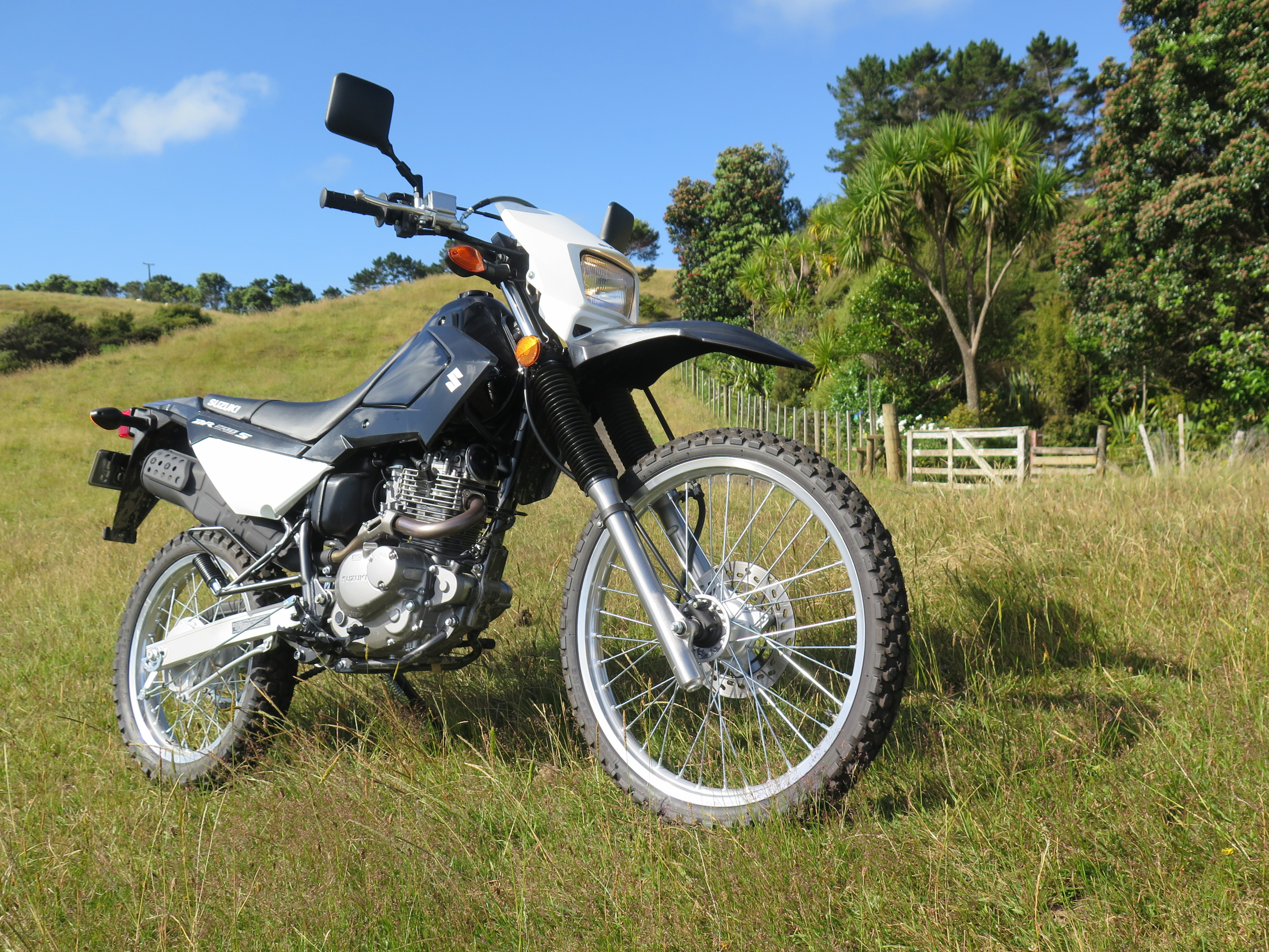 Suzuki DR200 Compact in size price NZ Herald