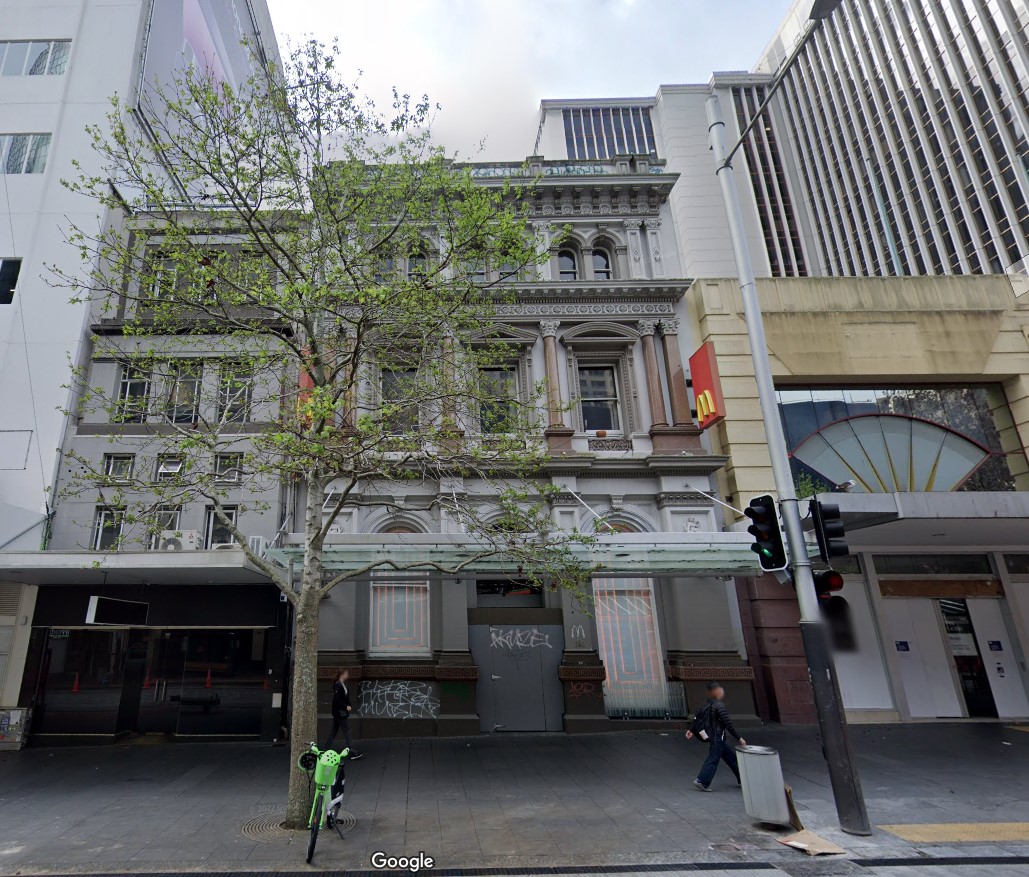 256 Queen St, Auckland CBD: Precinct is buying this for a towering student accommodation block, retaining this character building. Photo / Google Street View