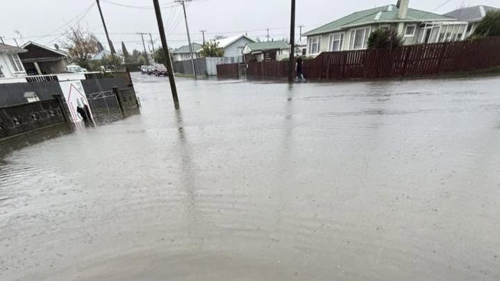 Flooding on Jones Pl in Masterton.